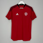 Shop 2022/23 MANCHESTER UNITED TRAINING SHIRT (M) ADIDAS, classic football shirts, vintage football shirts & retro soccer jerseys at Cult Kits
