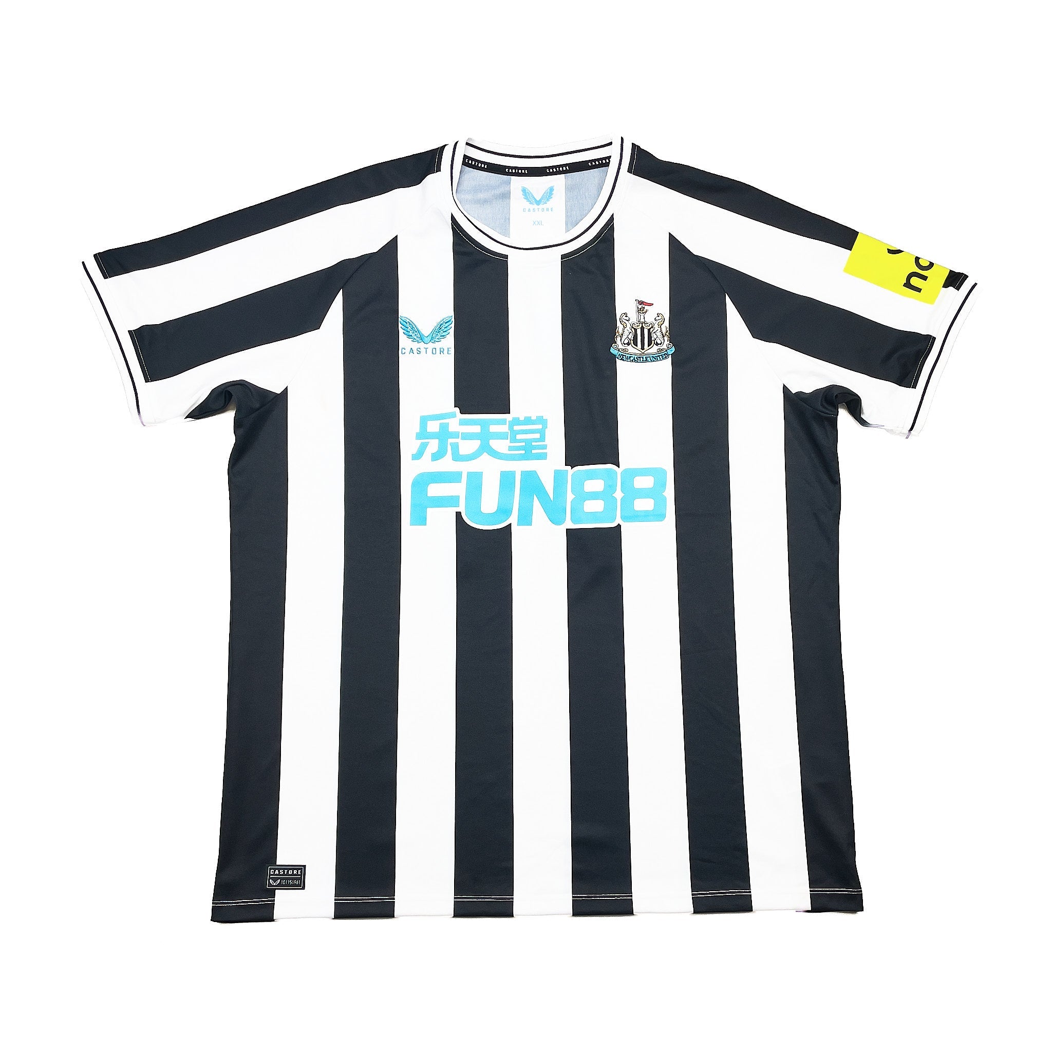 Buy 2022/23 Newcastle United Saint Maximin 10 Home Shirt (XXL) Castore ~ Free worldwide shipping available ~ Authentic Vintage Football Shirts from Cult Kits