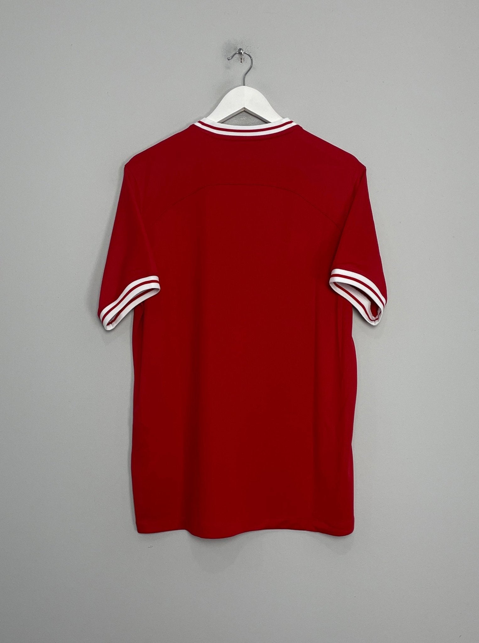 Shop 2022/23 POLAND AWAY SHIRT (M) NIKE, classic football shirts, vintage football shirts & retro soccer jerseys at Cult Kits