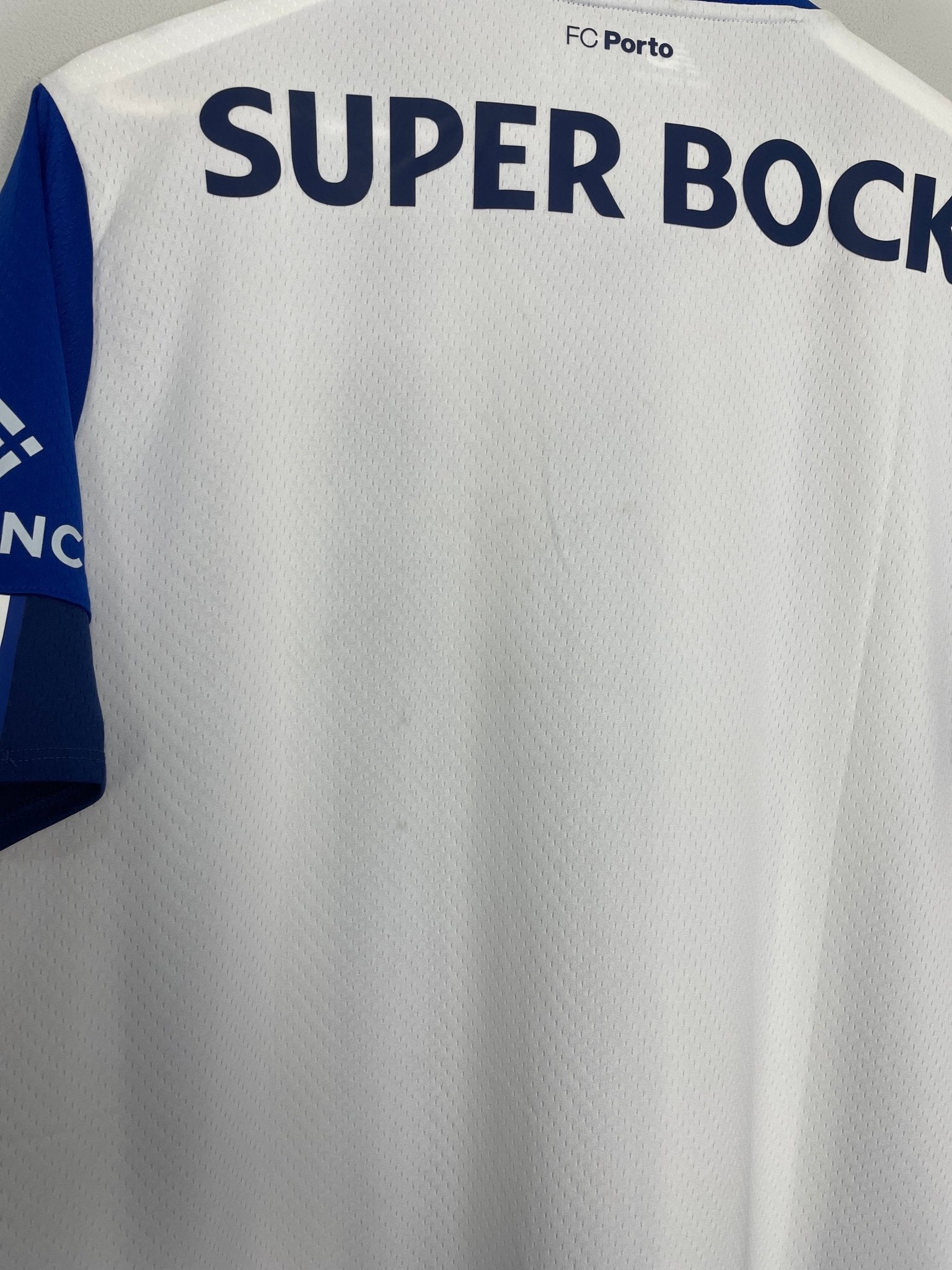 Shop 2022/23 PORTO HOME SHIRT (XL) NEW BALANCE, classic football shirts, vintage football shirts & retro soccer jerseys at Cult Kits