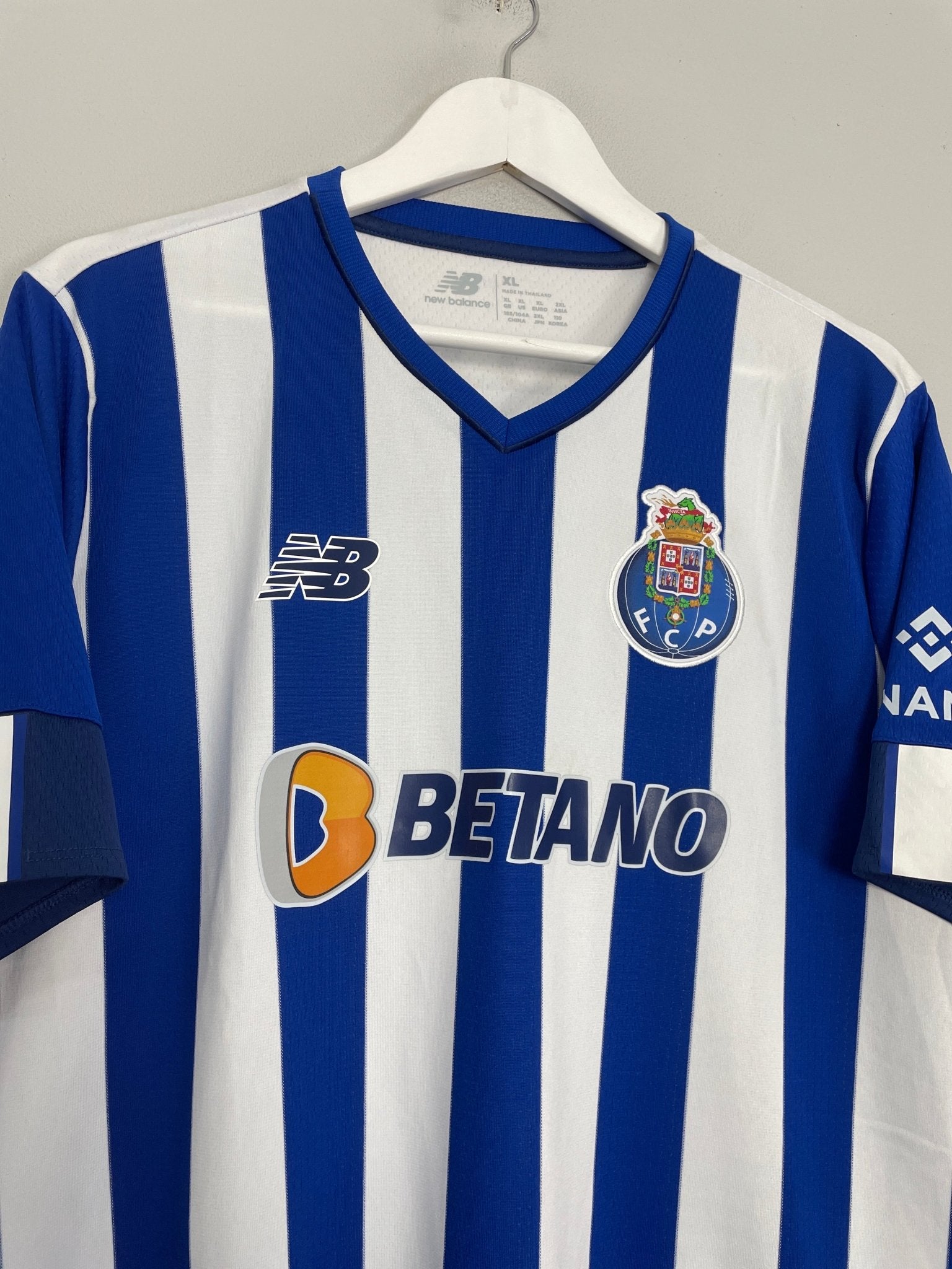 Shop 2022/23 PORTO HOME SHIRT (XL) NEW BALANCE, classic football shirts, vintage football shirts & retro soccer jerseys at Cult Kits