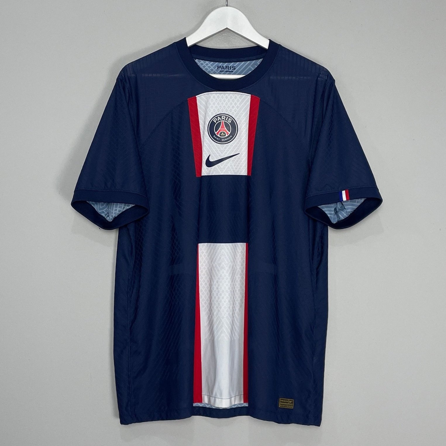 Shop 2022/23 PSG AUTHENTIC HOME SHIRT (XL) NIKE, classic football shirts, vintage football shirts & retro soccer jerseys at Cult Kits