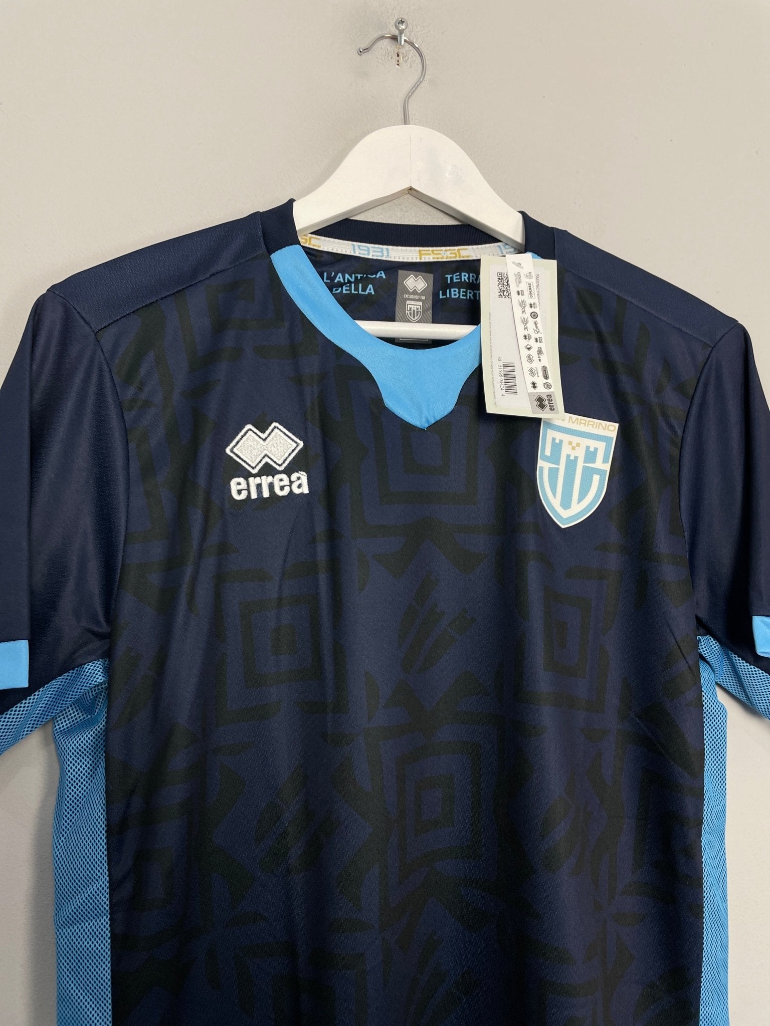 Shop 2022/23 SAN MARINO *BNWT* AWAY SHIRT (M) ERREA, classic football shirts, vintage football shirts & retro soccer jerseys at Cult Kits