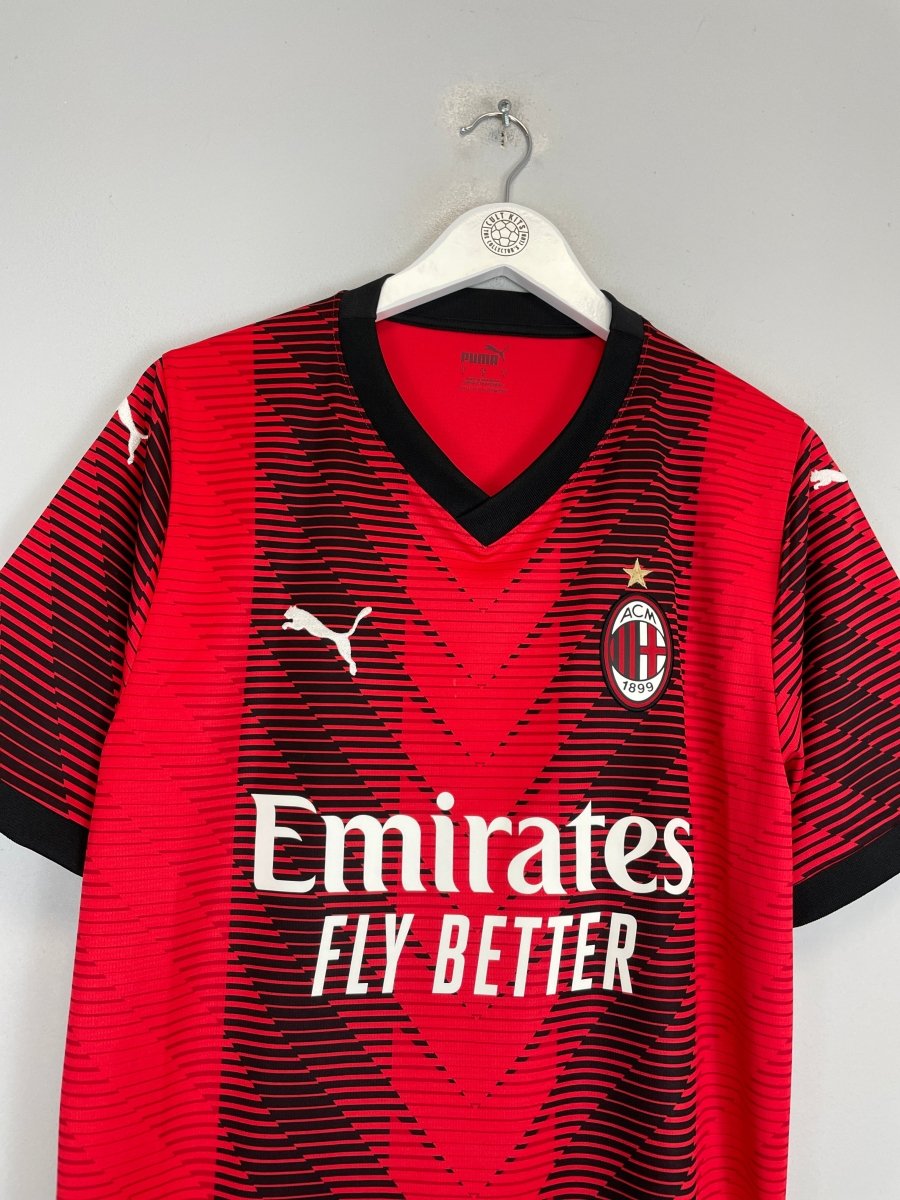 2023/24 AC MILAN HOME SHIRT (L) PUMA - Cult Kits - Large - Buy Vintage Football Shirts, Authentic Retro Football Shirts For Sale, Classic Football Shirts & Soccer Jersey