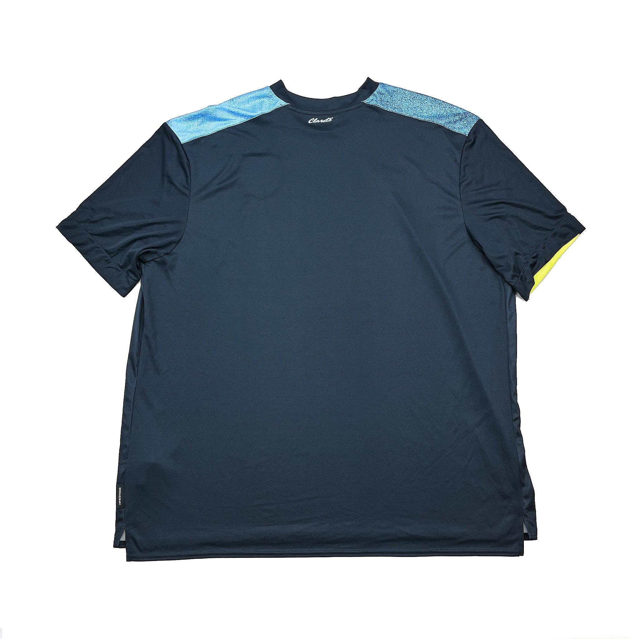 Buy 2023/24 Burnley Third Shirt (XXXL) Umbro ~ Free worldwide shipping ~ Authentic Vintage Football Shirts from Cult Kits