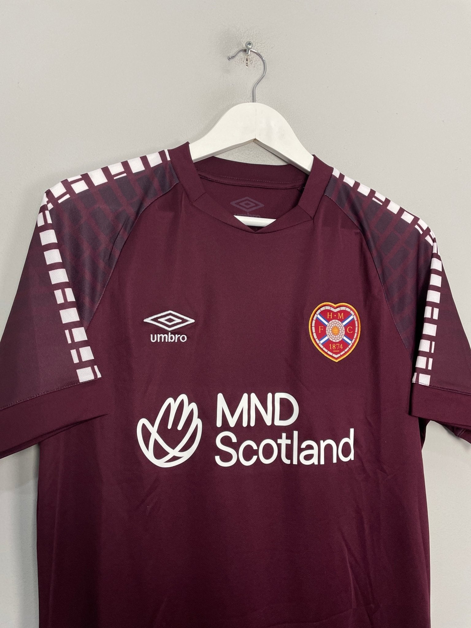 Shop 2023/24 HEARTS HOME SHIRT (M) UMBRO, classic football shirts, vintage football shirts & retro soccer jerseys at Cult Kits