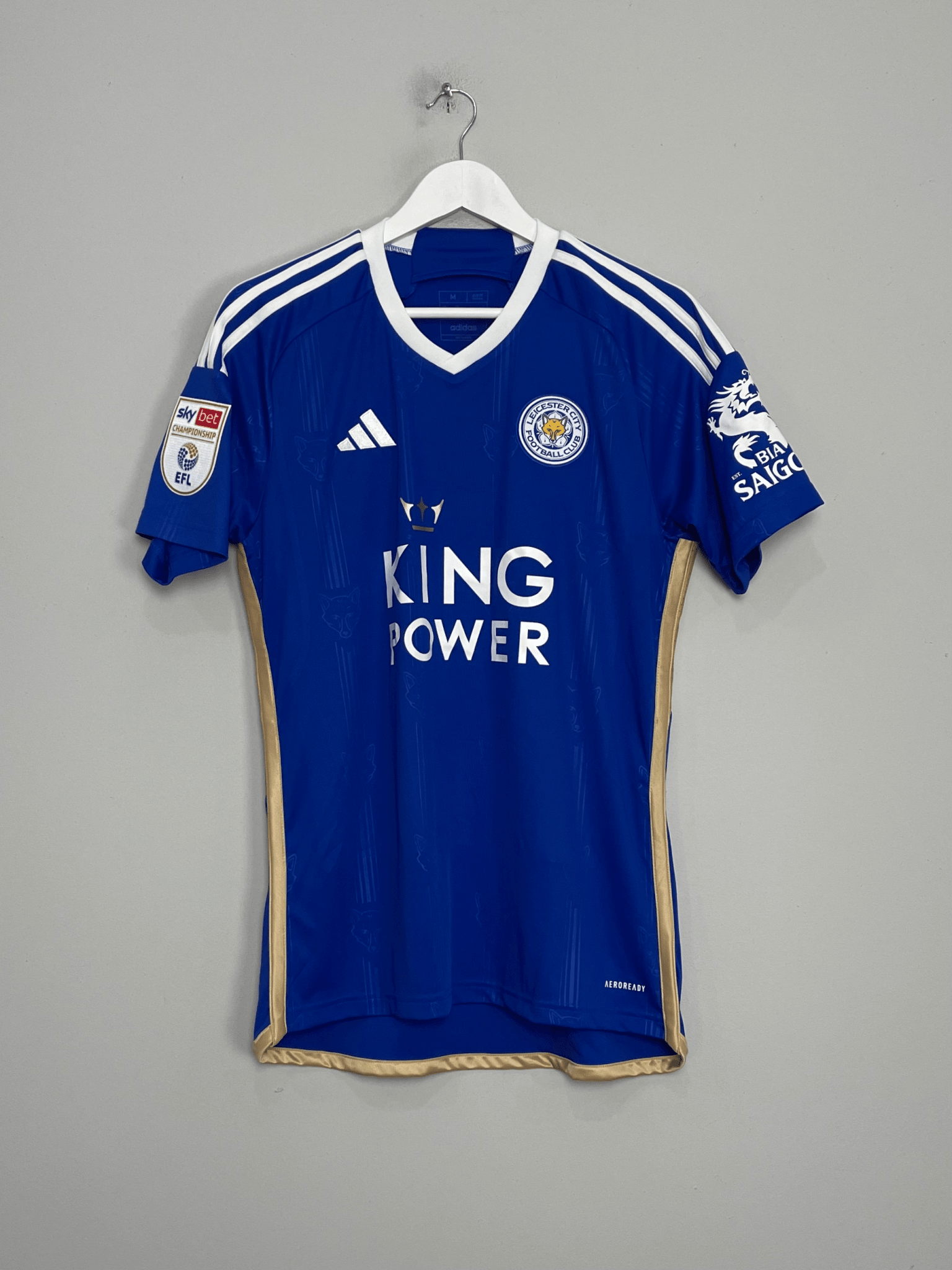 Shop 2023/24 LEICESTER CITY HOME SHIRT (M) ADIDAS, classic football shirts, vintage football shirts & retro soccer jerseys at Cult Kits