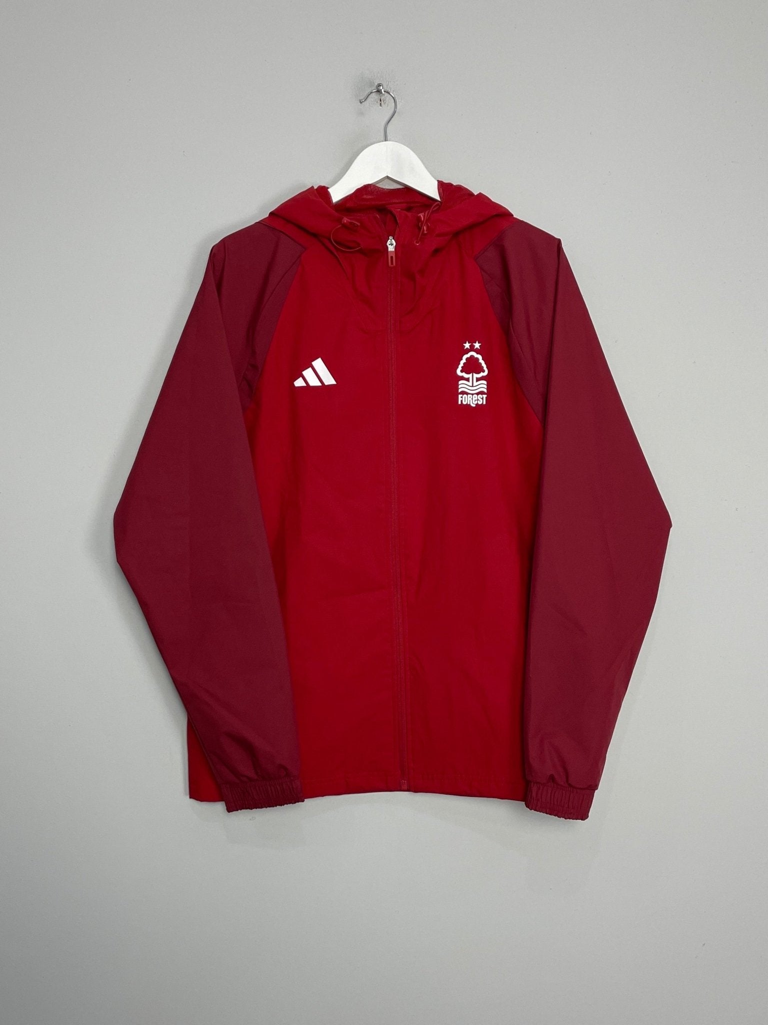 Shop 2023/24 NOTTINGHAM FOREST HOODED JACKET (M) ADIDAS, classic football shirts, vintage football shirts & retro soccer jerseys at Cult Kits