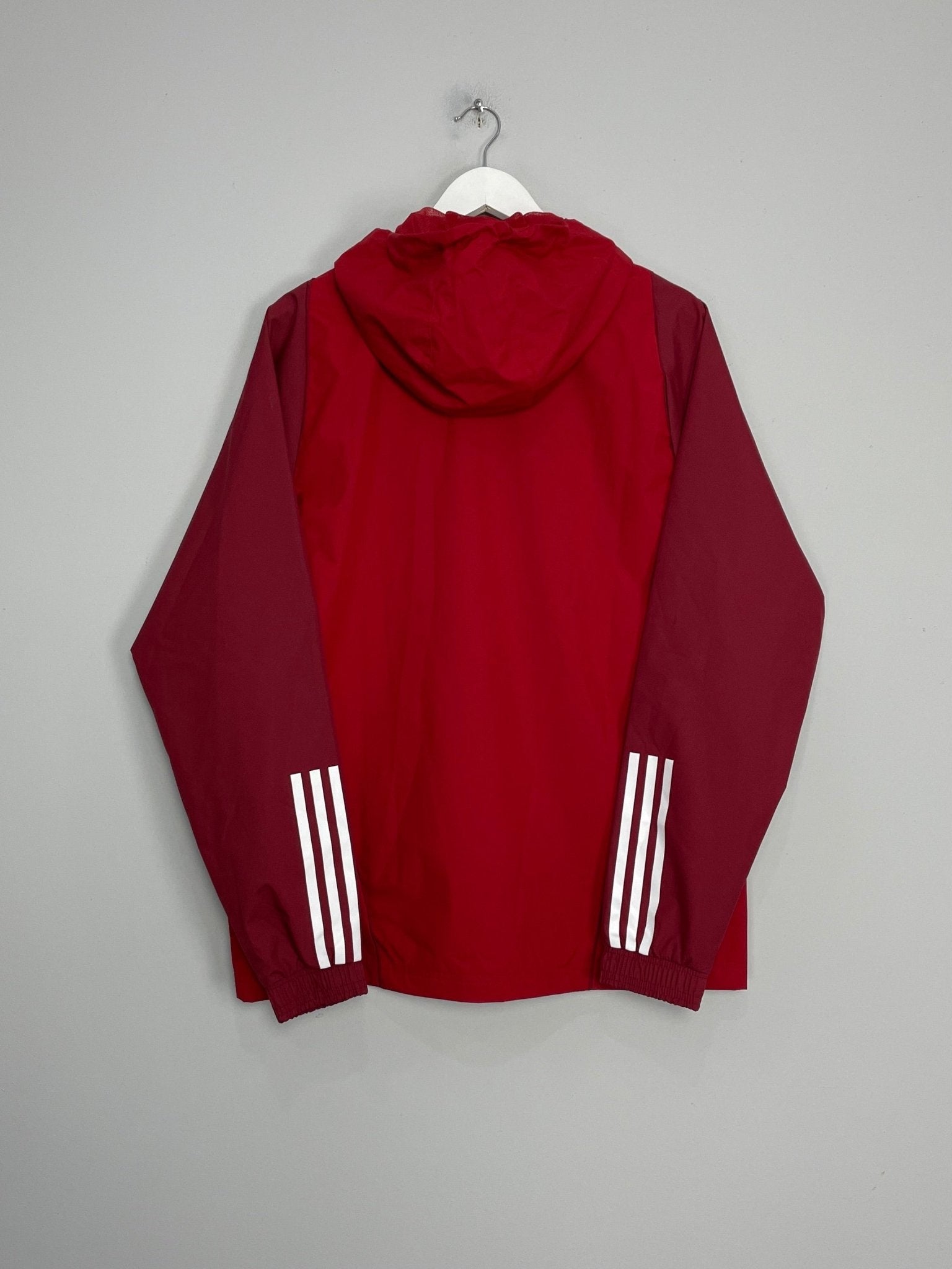 Shop 2023/24 NOTTINGHAM FOREST HOODED JACKET (M) ADIDAS, classic football shirts, vintage football shirts & retro soccer jerseys at Cult Kits