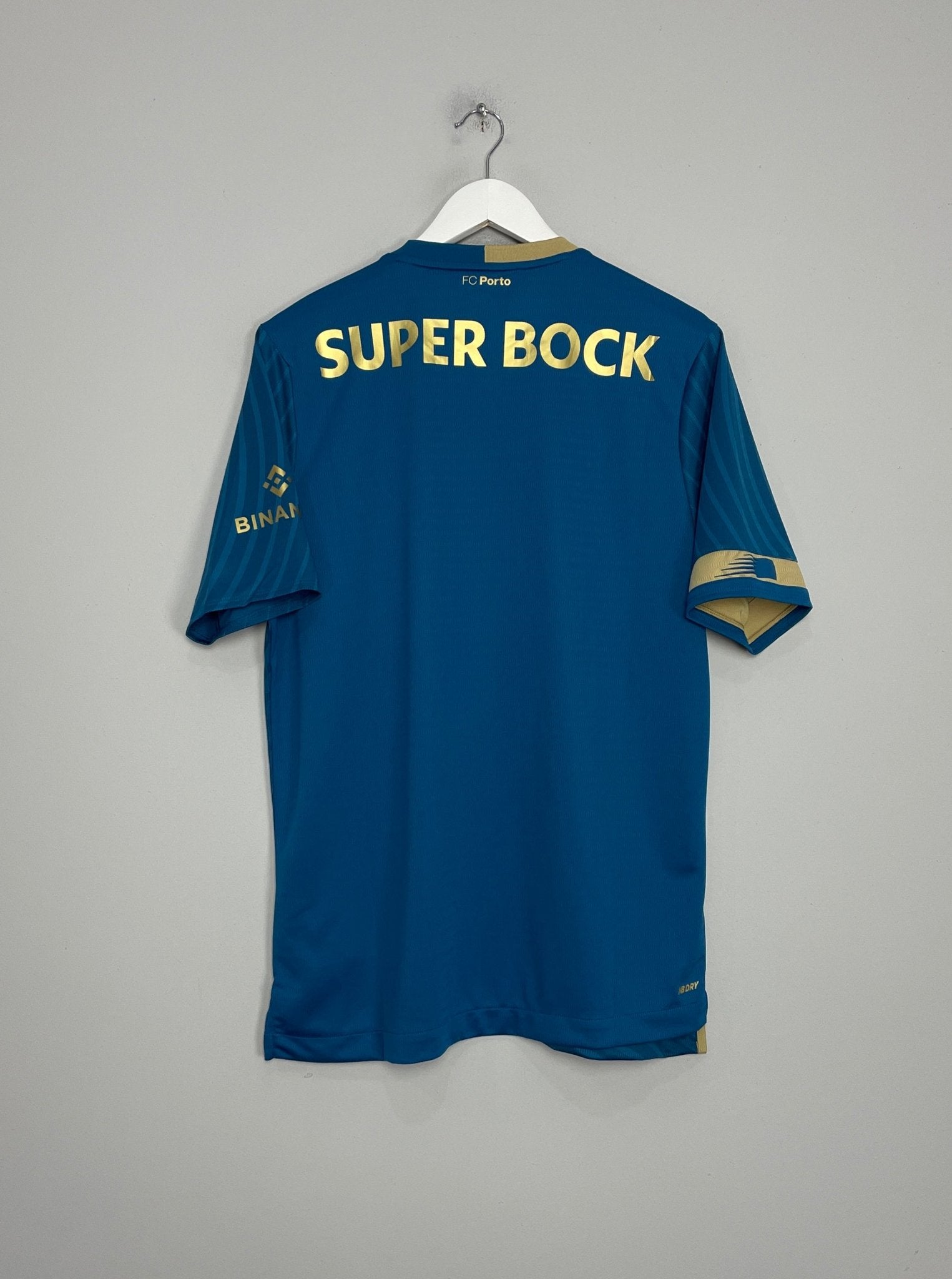 Shop 2023/24 PORTO THIRD SHIRT (L) NEW BALANCE, classic football shirts, vintage football shirts & retro soccer jerseys at Cult Kits