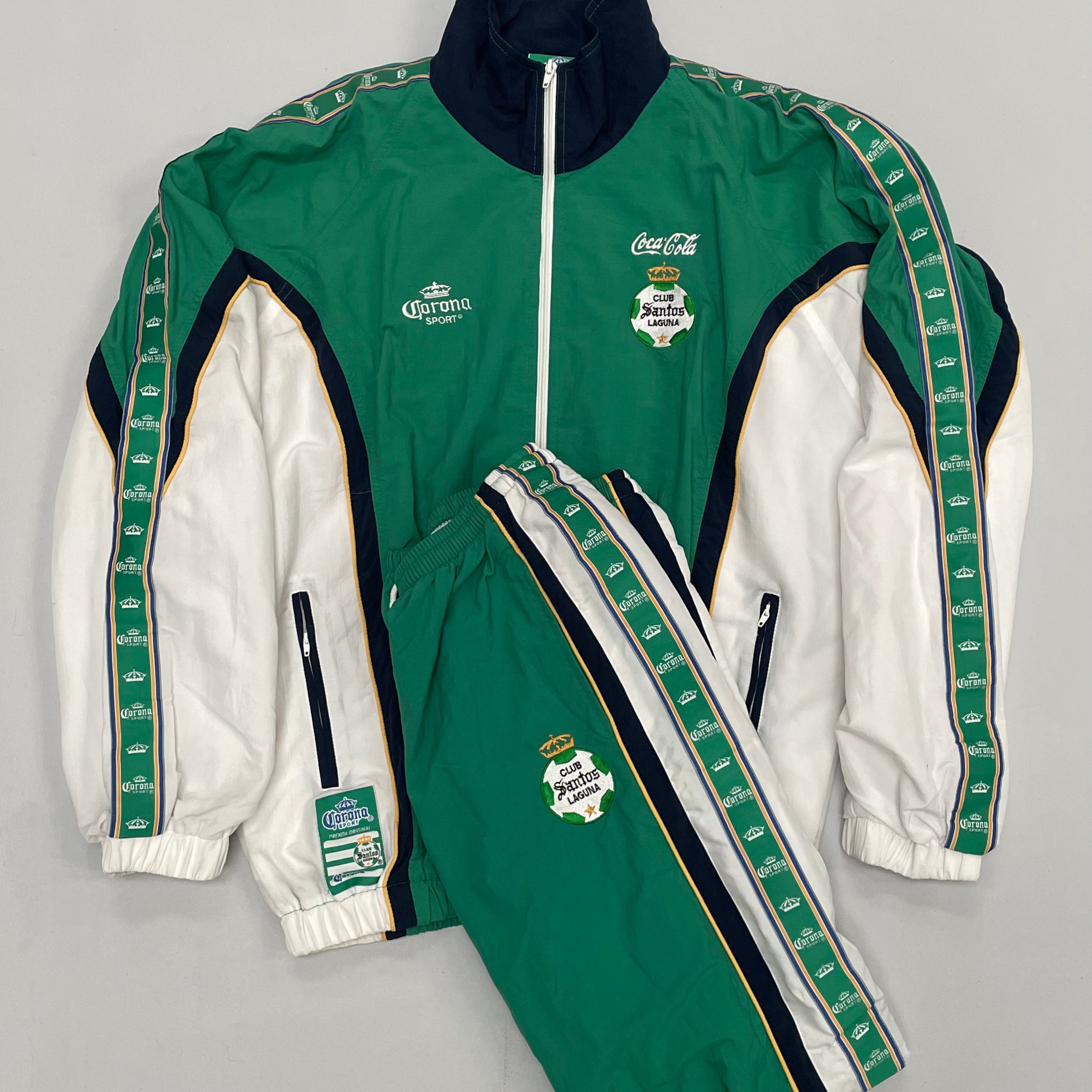 Shop 2003/04 SANTOS LAGUNA FULL TRACKSUIT (XL) ATLETICA, classic football shirts, vintage football shirts & retro soccer jerseys at Cult Kits