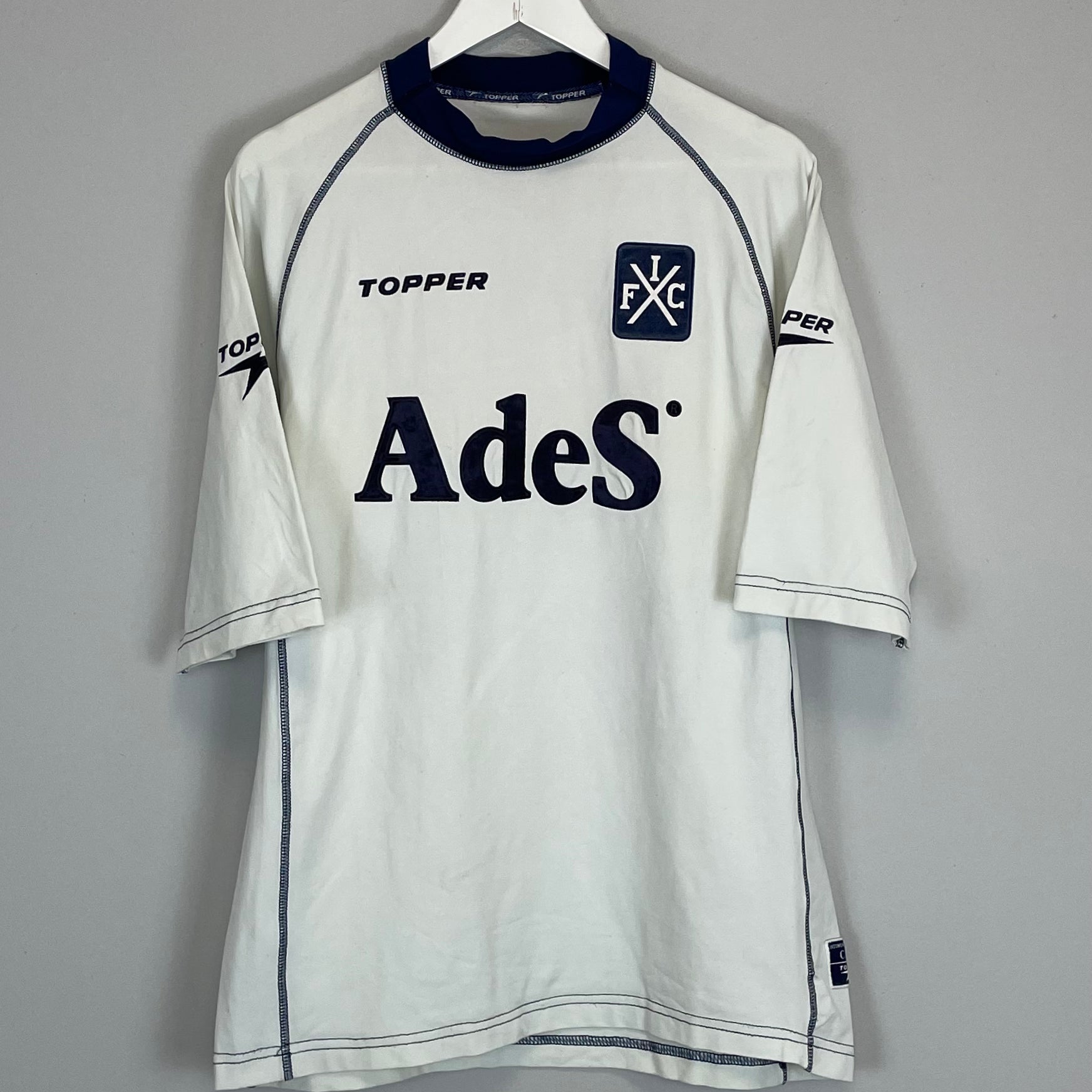 Shop 2000/01 INDEPENDIENTE #18 (FORLAN) AWAY SHIRT (XL) TOPPER, classic football shirts, vintage football shirts & retro soccer jerseys at Cult Kits