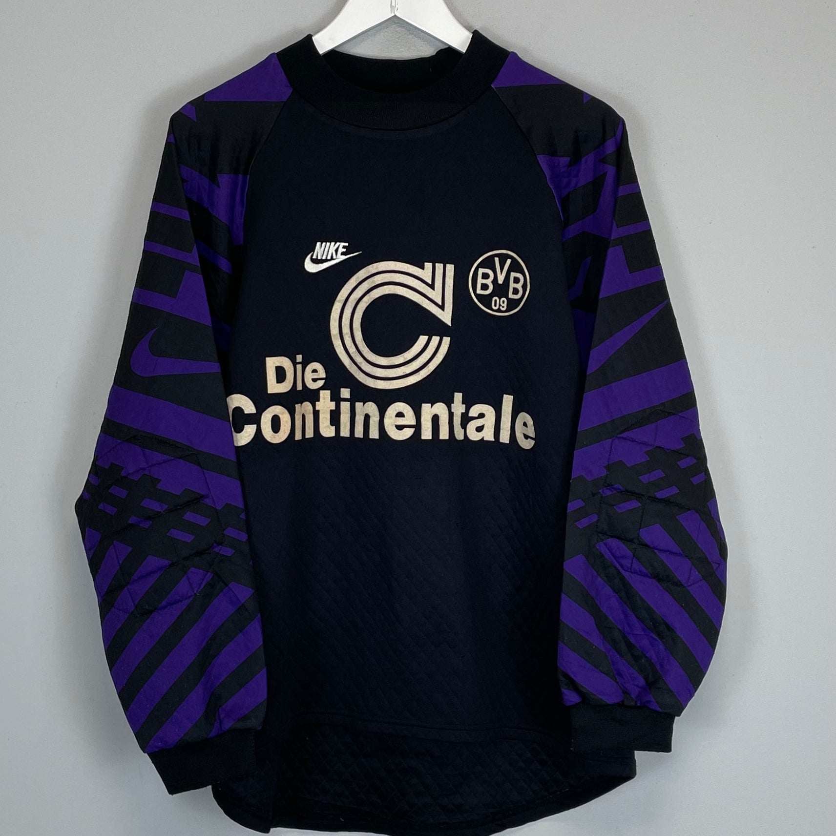 Shop 1996/97 DORTMUND KLOS #1 GK SHIRT (M) NIKE, classic football shirts, vintage football shirts & retro soccer jerseys at Cult Kits