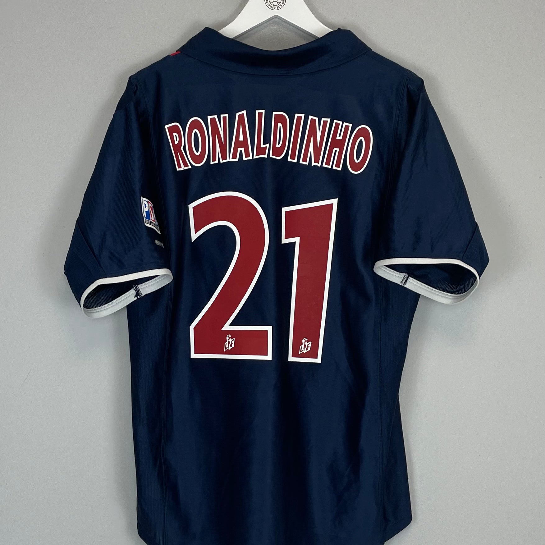 2001/02 PSG RONALDINHO #21 HOME SHIRT (XL) NIKE – Cult Kits 2001/02 PSG RONALDINHO #21 HOME SHIRT (XL) NIKE – Cult Kits