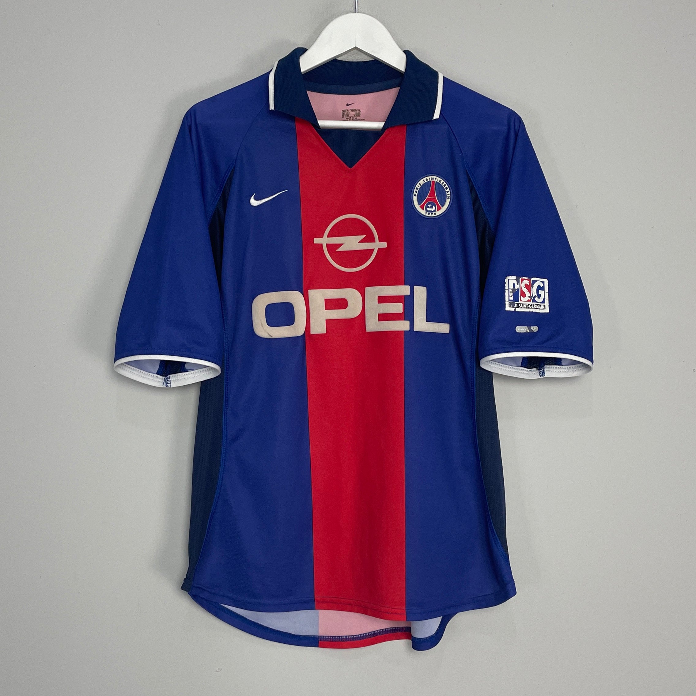 Shop 2000/01 PSG HOME SHIRT (M) NIKE, classic football shirts, vintage football shirts & retro soccer jerseys at Cult Kits