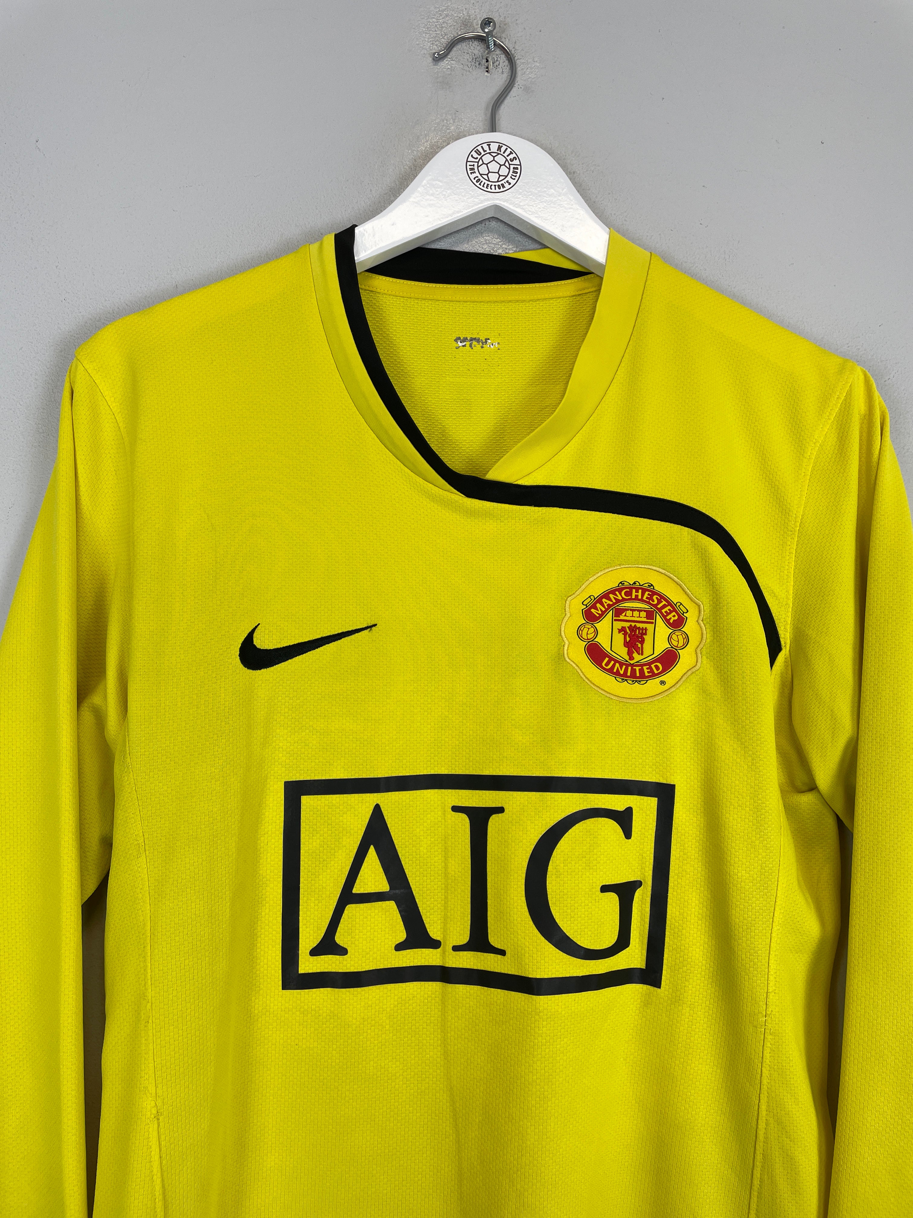 Shop 2008/09 MANCHESTER UNITED VAN DER SAR #1 GK SHIRT (M) NIKE, classic football shirts, vintage football shirts & retro soccer jerseys at Cult Kits