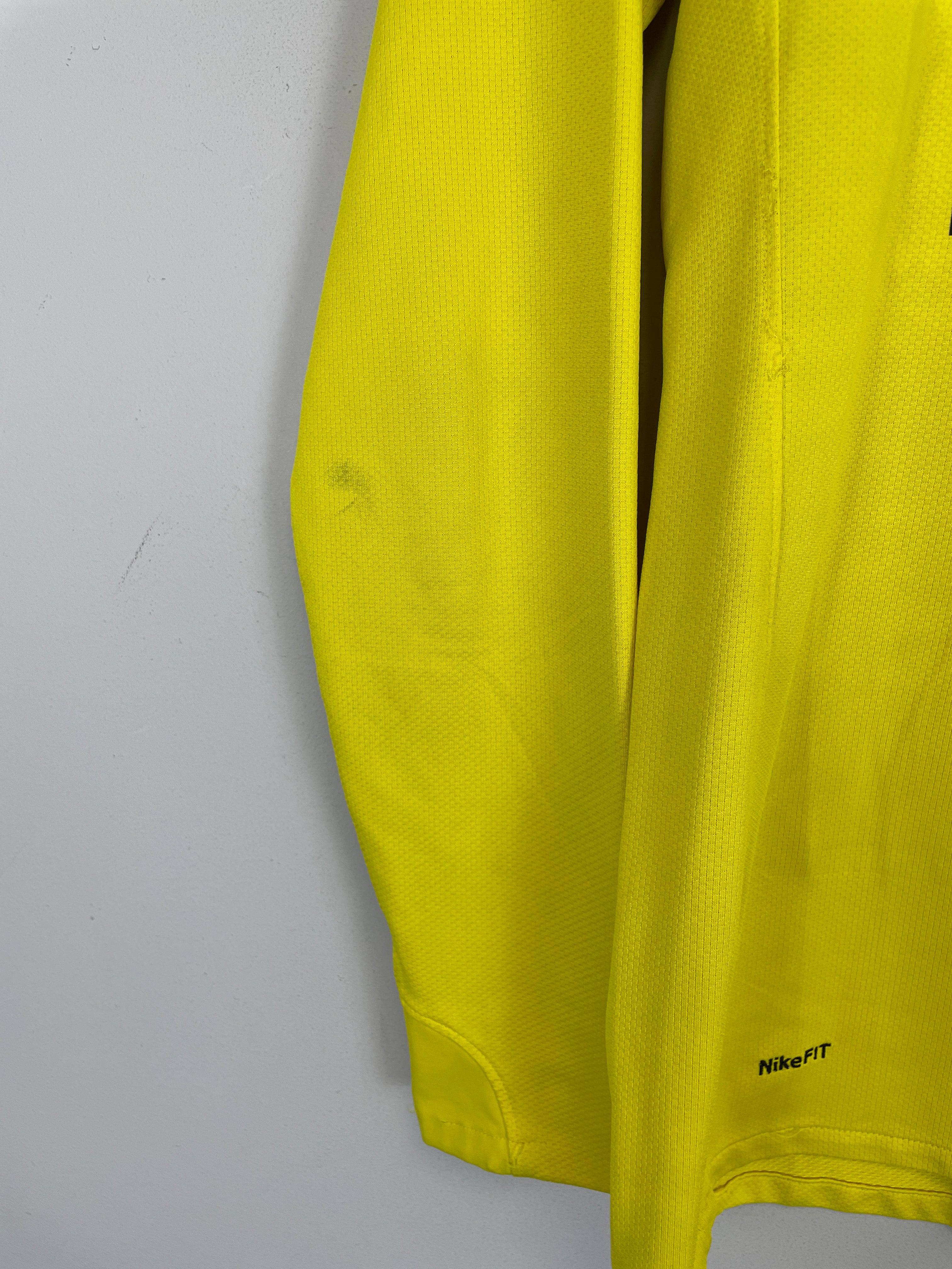 Shop 2008/09 MANCHESTER UNITED VAN DER SAR #1 GK SHIRT (M) NIKE, classic football shirts, vintage football shirts & retro soccer jerseys at Cult Kits