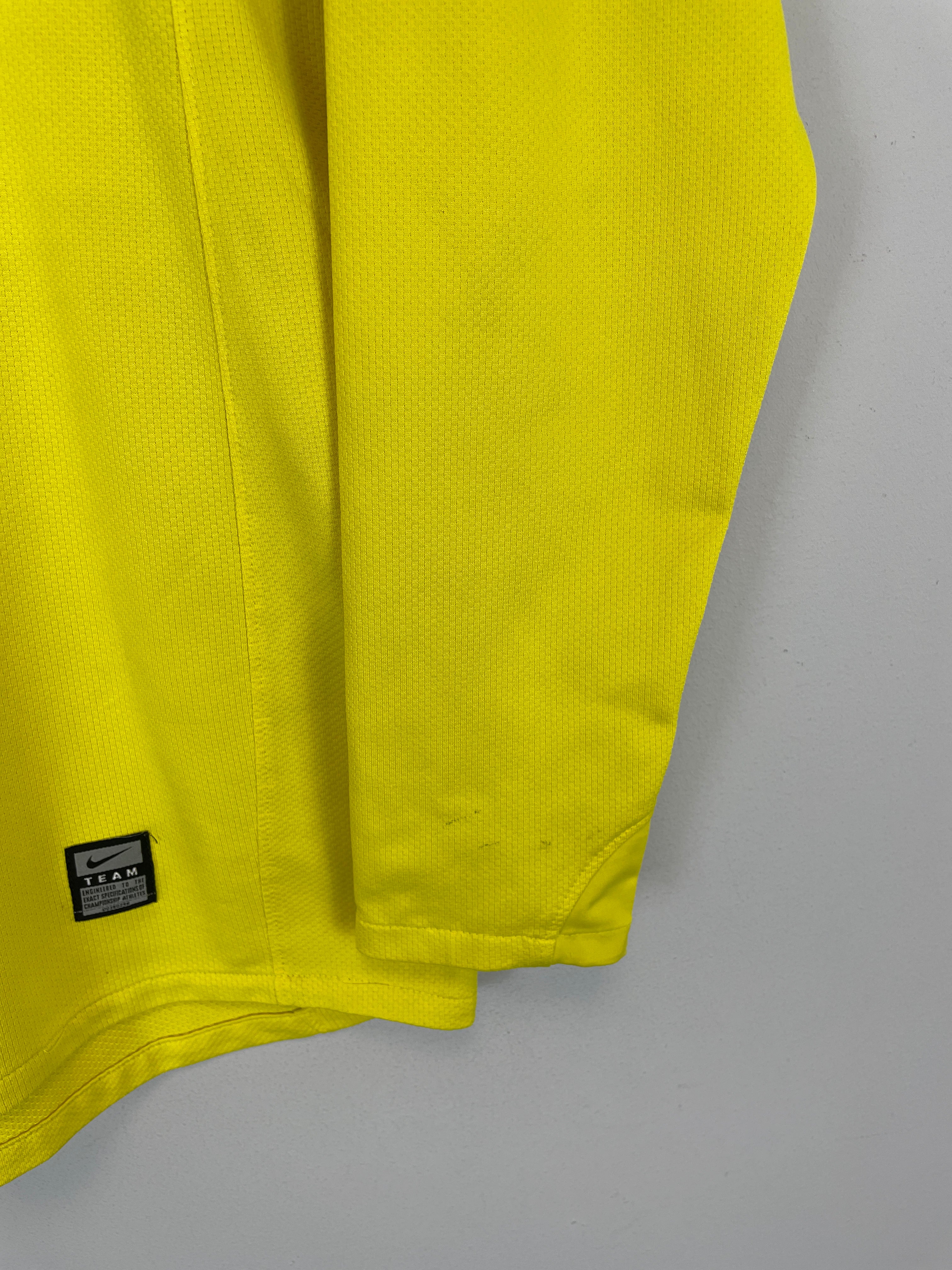 Shop 2008/09 MANCHESTER UNITED VAN DER SAR #1 GK SHIRT (M) NIKE, classic football shirts, vintage football shirts & retro soccer jerseys at Cult Kits