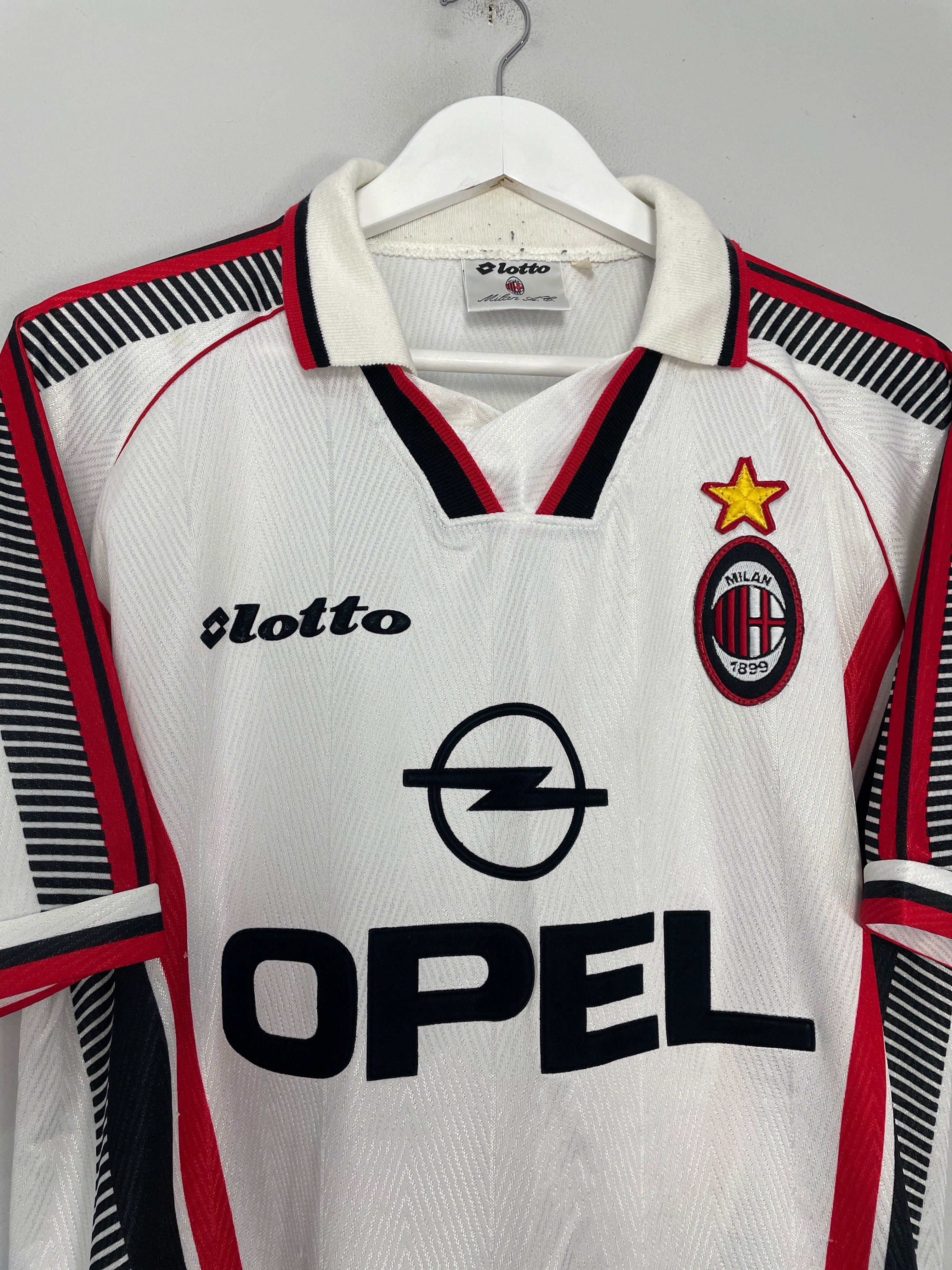 Shop 1997/98 AC MILAN AWAY SHIRT (XL) LOTTO, classic football shirts, vintage football shirts & retro soccer jerseys at Cult Kits