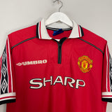 Shop 1998/00 MANCHESTER UNITED HOME SHIRT (L) UMBRO, classic football shirts, vintage football shirts & retro soccer jerseys at Cult Kits