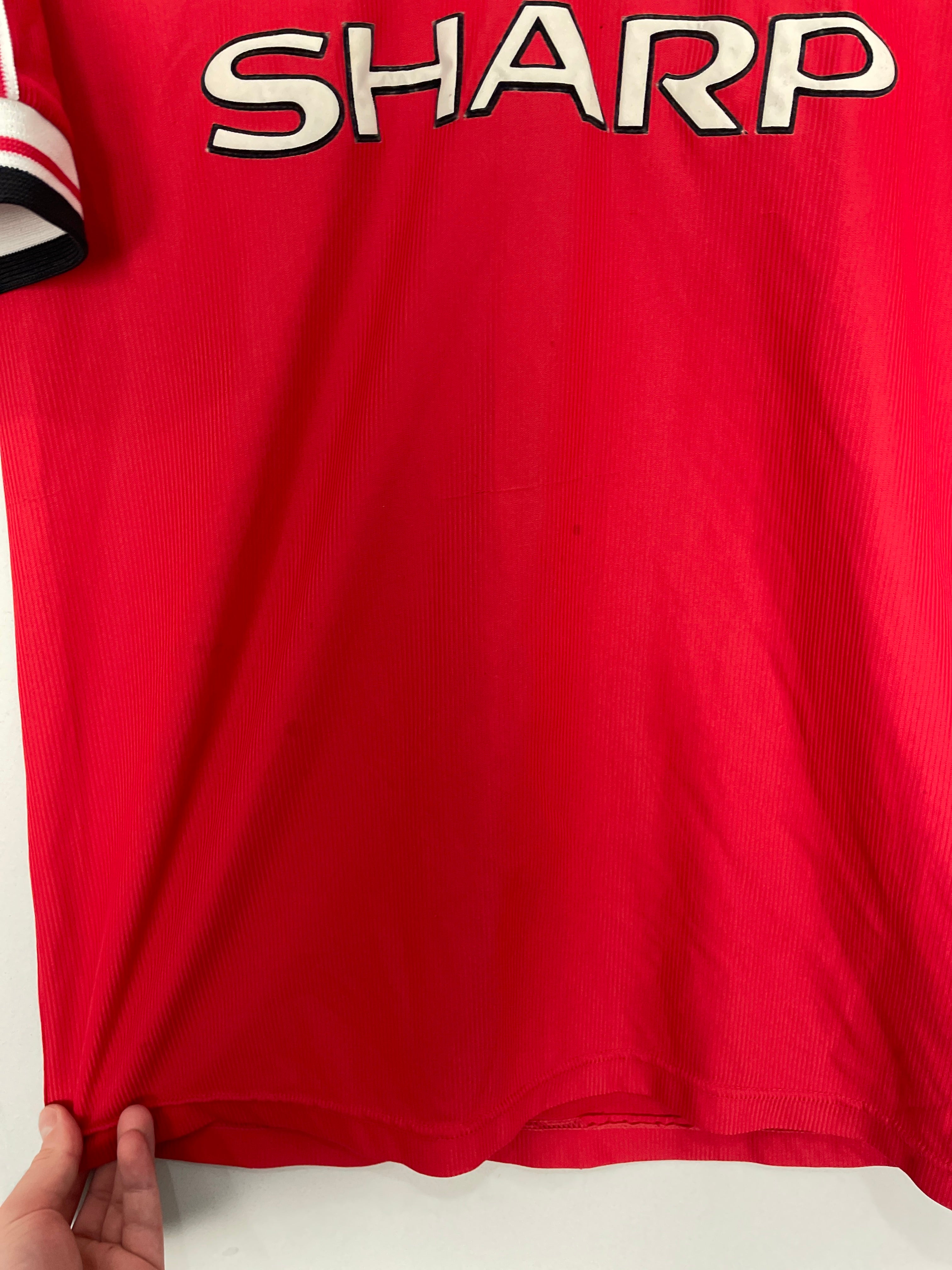 Shop 1998/00 MANCHESTER UNITED HOME SHIRT (L) UMBRO, classic football shirts, vintage football shirts & retro soccer jerseys at Cult Kits