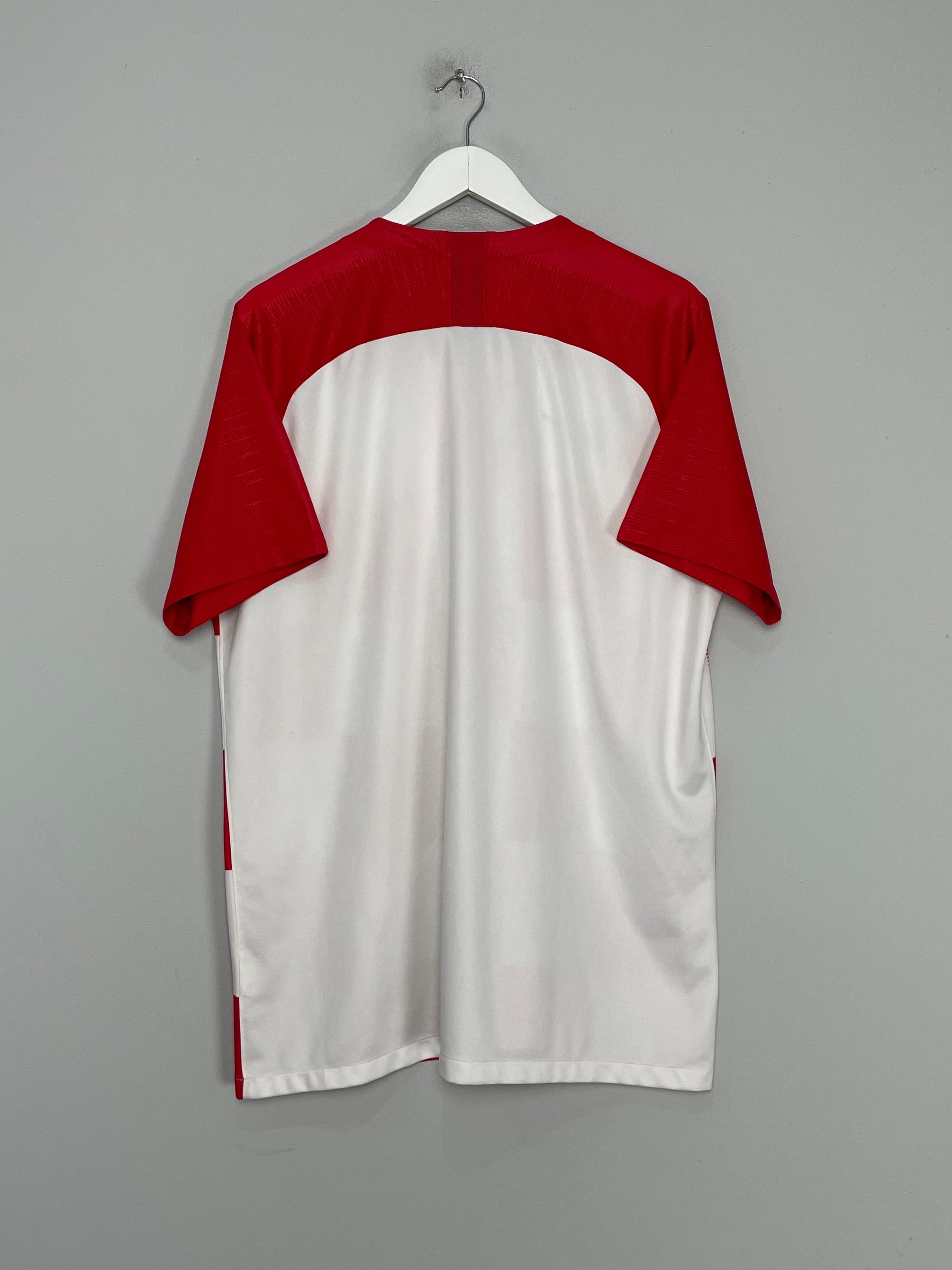 Shop 2018/19 CROATIA HOME SHIRT (XL) NIKE, classic football shirts, vintage football shirts & retro soccer jerseys at Cult Kits