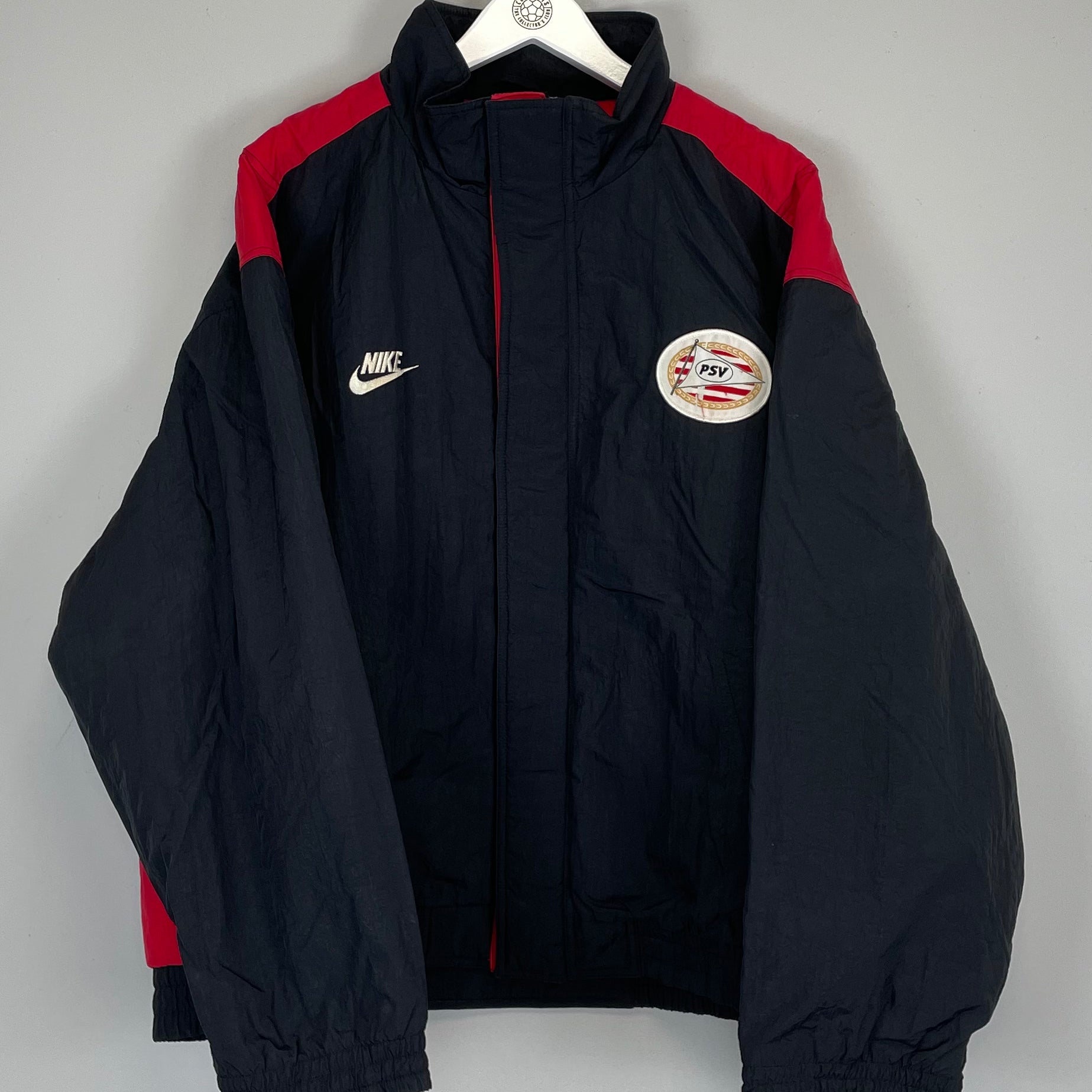 Shop 1996/97 PSV JACKET (XL) NIKE, classic football shirts, vintage football shirts & retro soccer jerseys at Cult Kits
