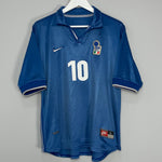 Shop 1997/98 ITALY DEL PIERO #10 HOME SHIRT (L) NIKE, classic football shirts, vintage football shirts & retro soccer jerseys at Cult Kits