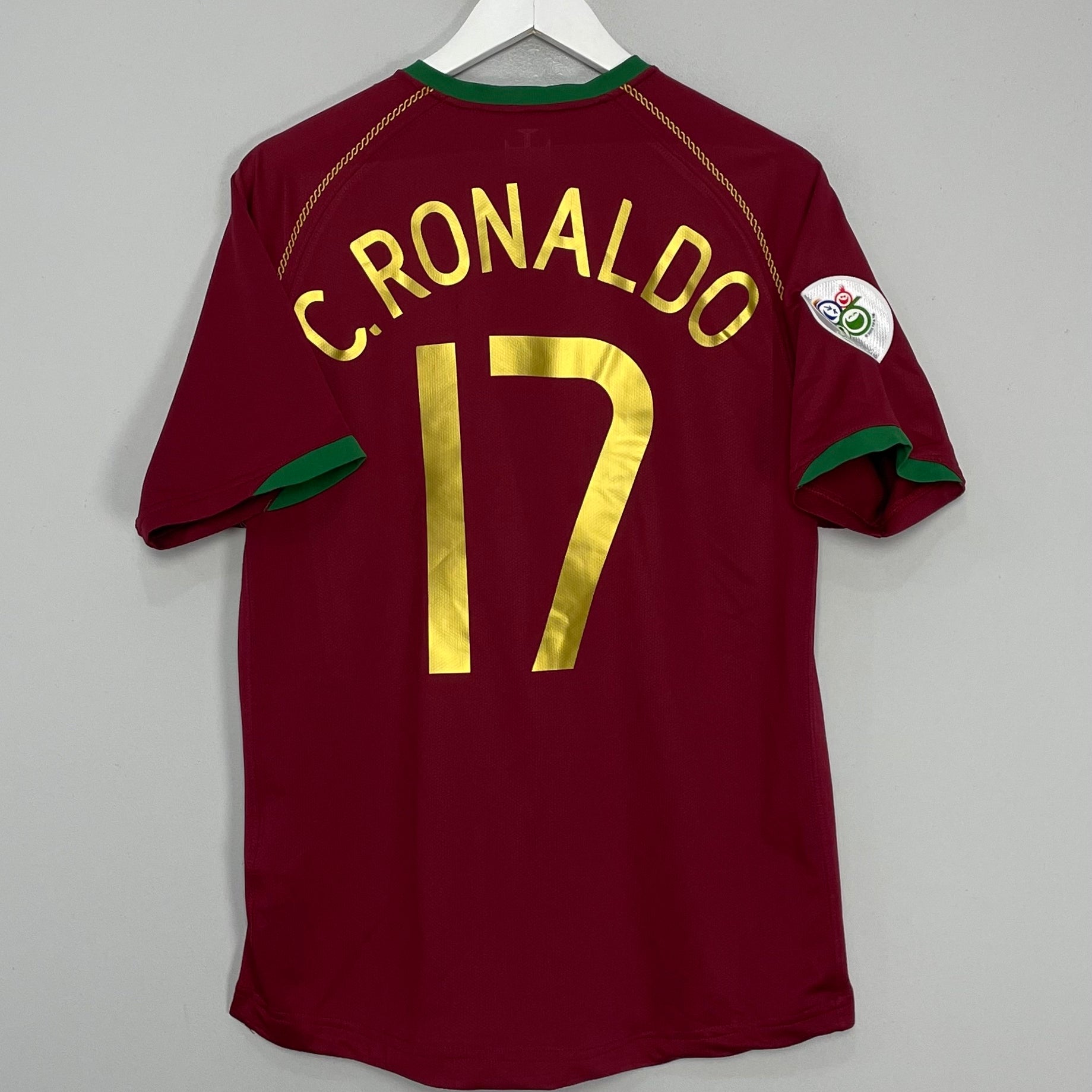 Shop 2006/08 PORTUGAL C.RONALDO #17 HOME SHIRT (M) NIKE, classic football shirts, vintage football shirts & retro soccer jerseys at Cult Kits