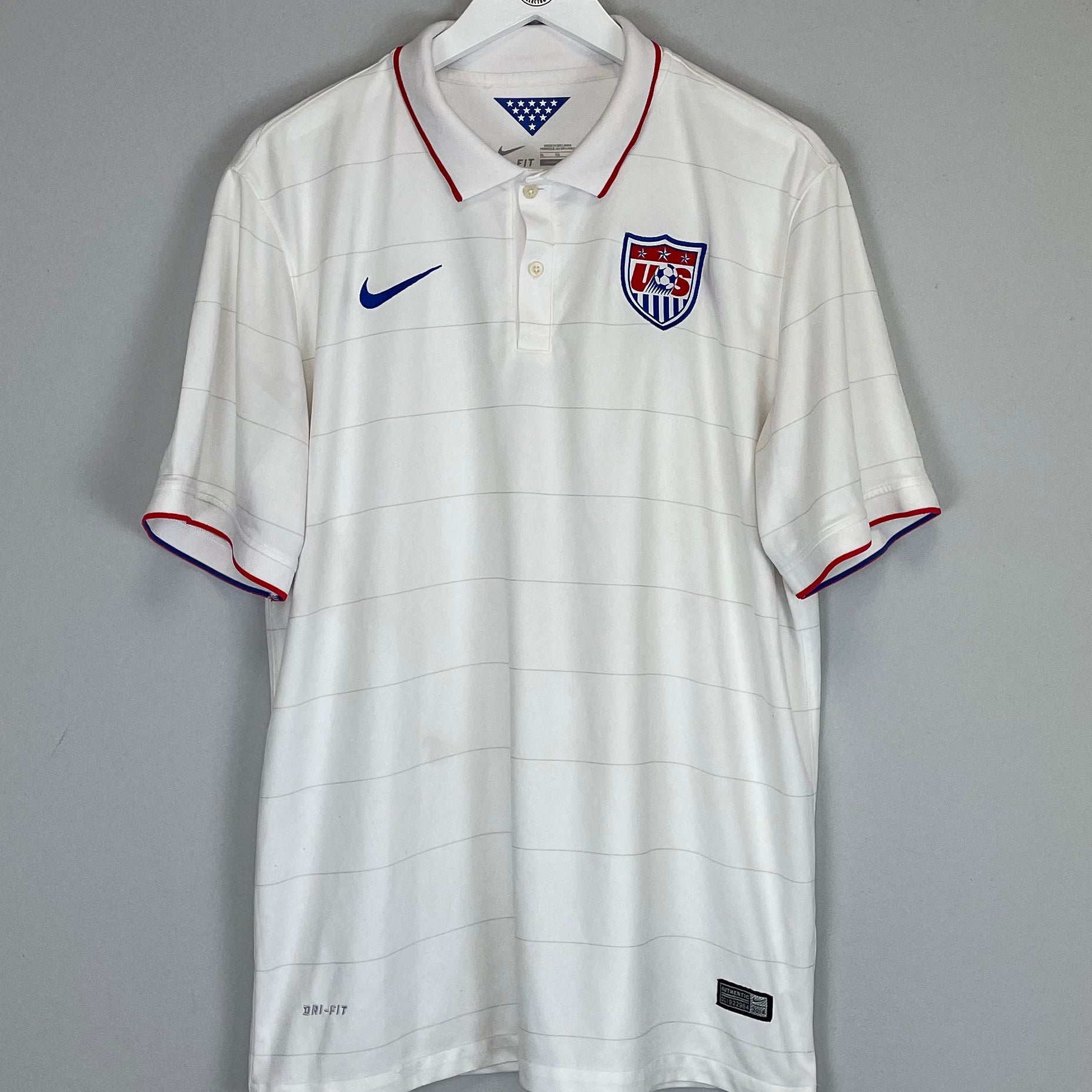 Shop 2014/15 USA HOME SHIRT (XL) NIKE, classic football shirts, vintage football shirts & retro soccer jerseys at Cult Kits