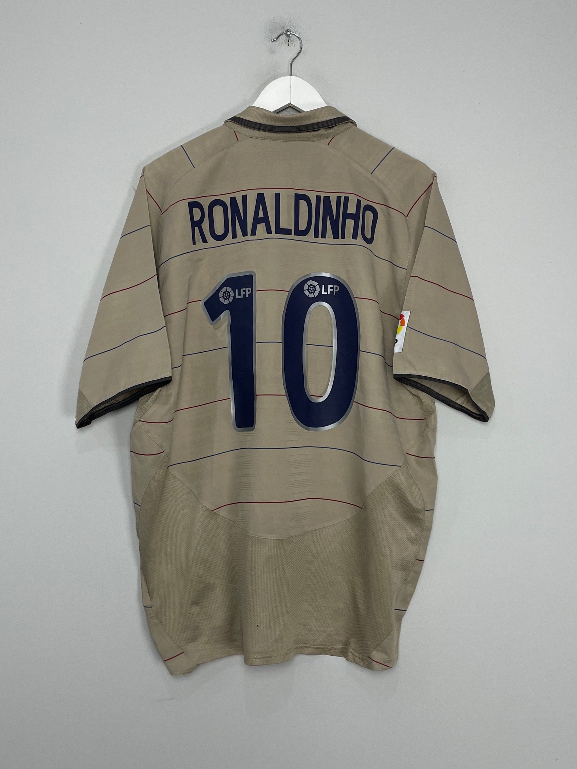Shop 2003/04 BARCELONA RONALDINHO #10 AWAY SHIRT (XL) NIKE, classic football shirts, vintage football shirts & retro soccer jerseys at Cult Kits
