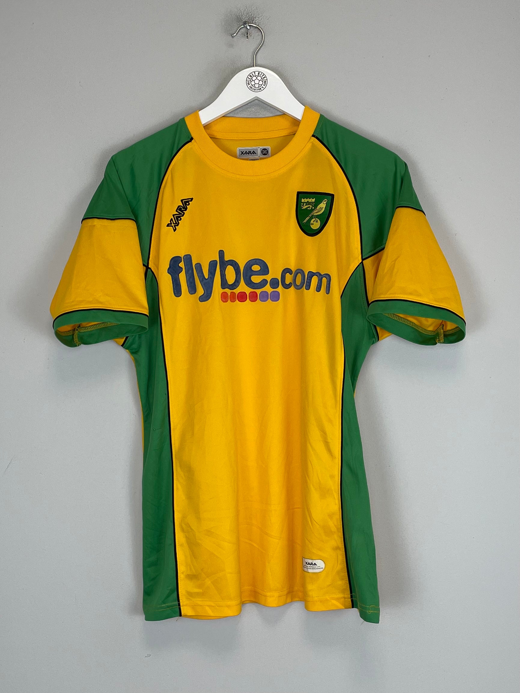 Shop 2006/08 NORWICH CITY HOME SHIRT (M) XARA, classic football shirts, vintage football shirts & retro soccer jerseys at Cult Kits
