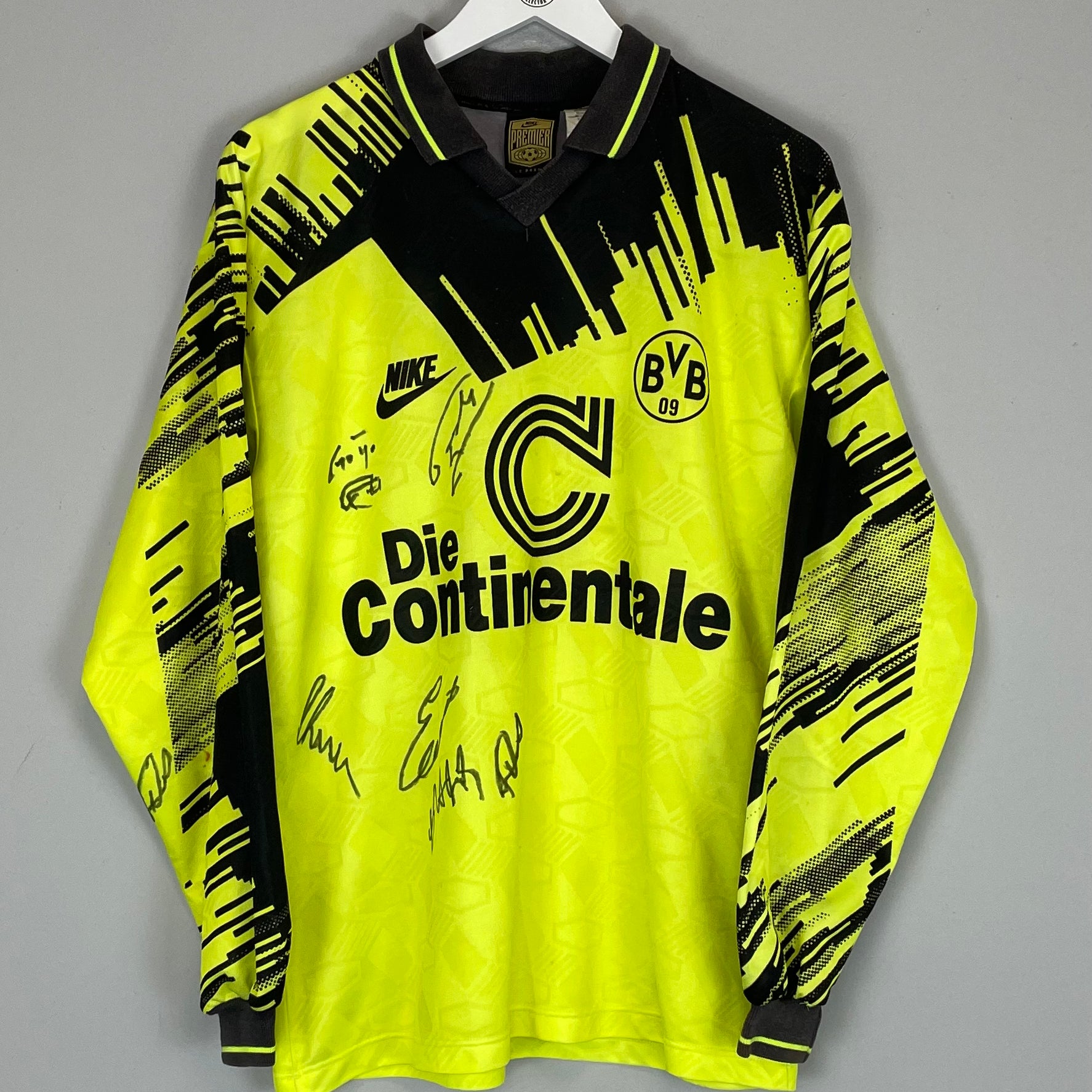 Shop 1993/94 DORTMUND *SIGNED* L/S HOME SHIRT (M) NIKE, classic football shirts, vintage football shirts & retro soccer jerseys at Cult Kits