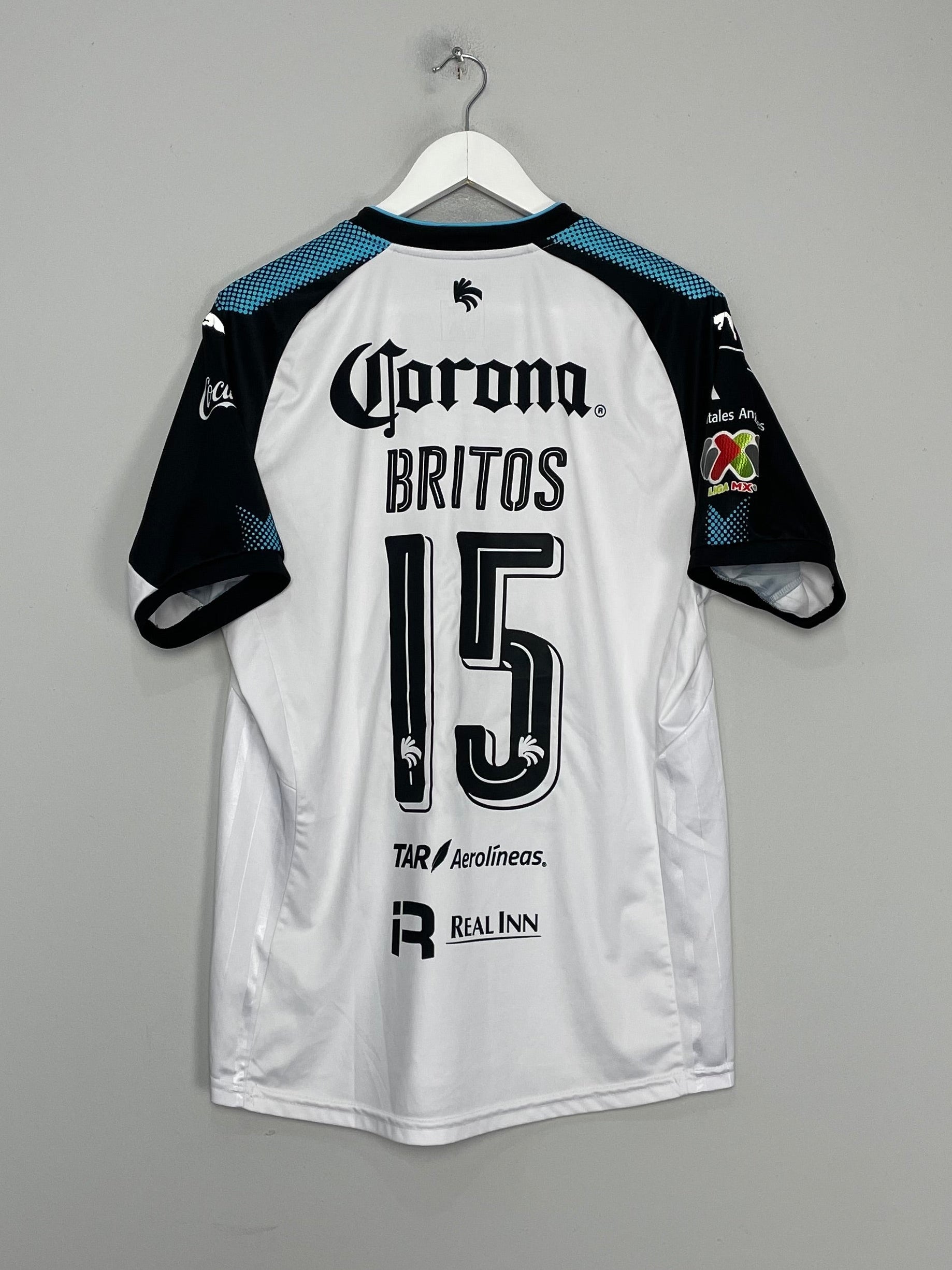 Shop 2017/18 QUERATARO BRITOS #15 THIRD SHIRT (XL) PUMA, classic football shirts, vintage football shirts & retro soccer jerseys at Cult Kits