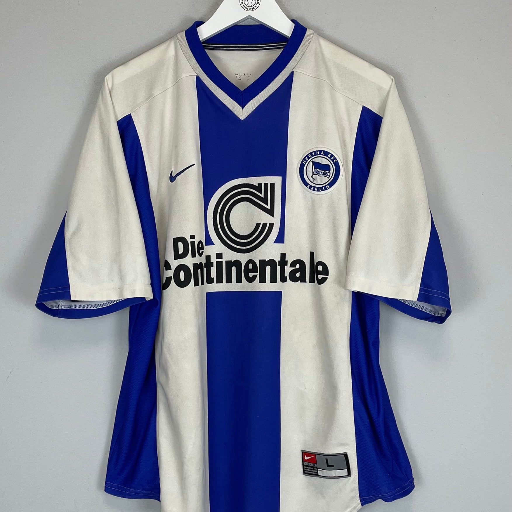Shop 1999/00 HERTHA BERLIN HOME SHIRT (L) NIKE, classic football shirts, vintage football shirts & retro soccer jerseys at Cult Kits
