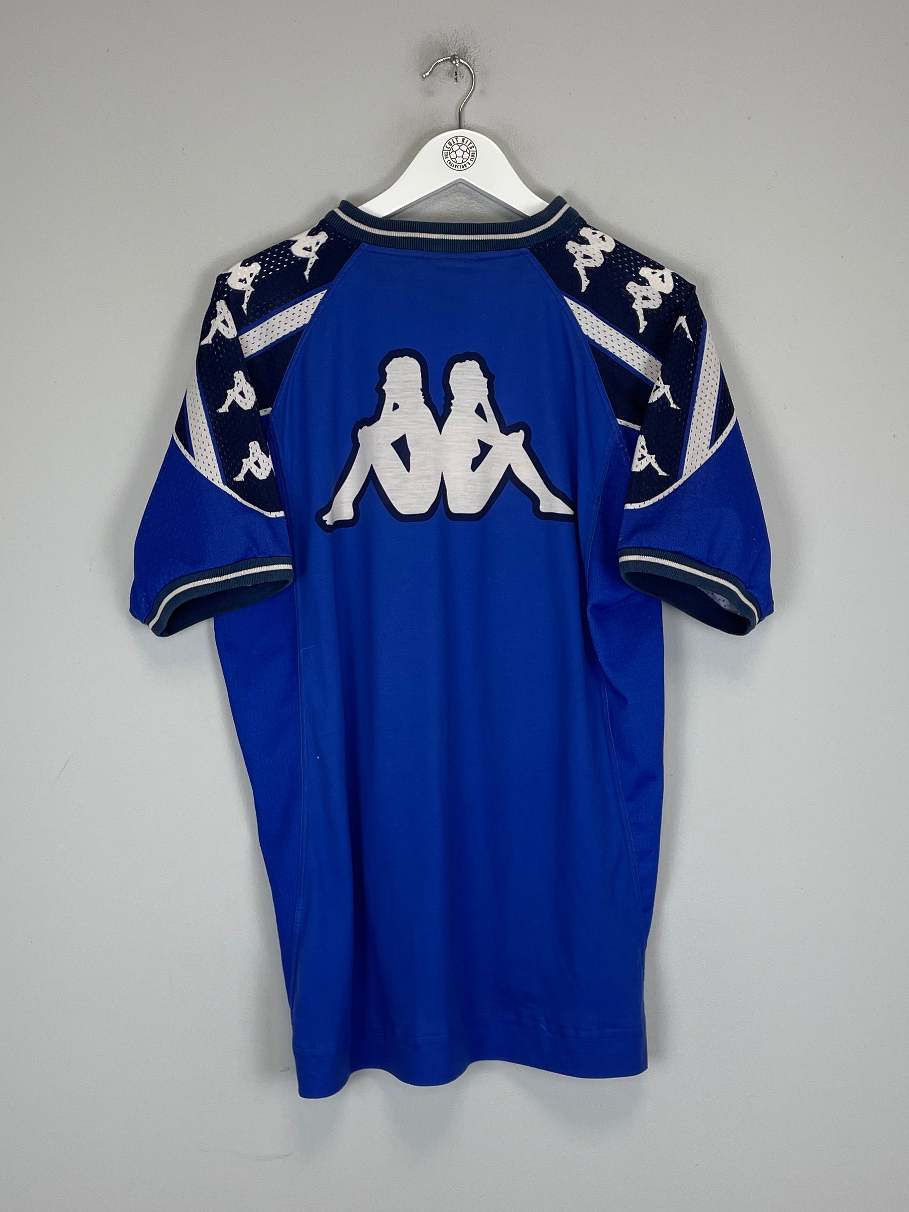 Shop 2000/01 ITALY TRAINING SHIRT (L) KAPPA, classic football shirts, vintage football shirts & retro soccer jerseys at Cult Kits