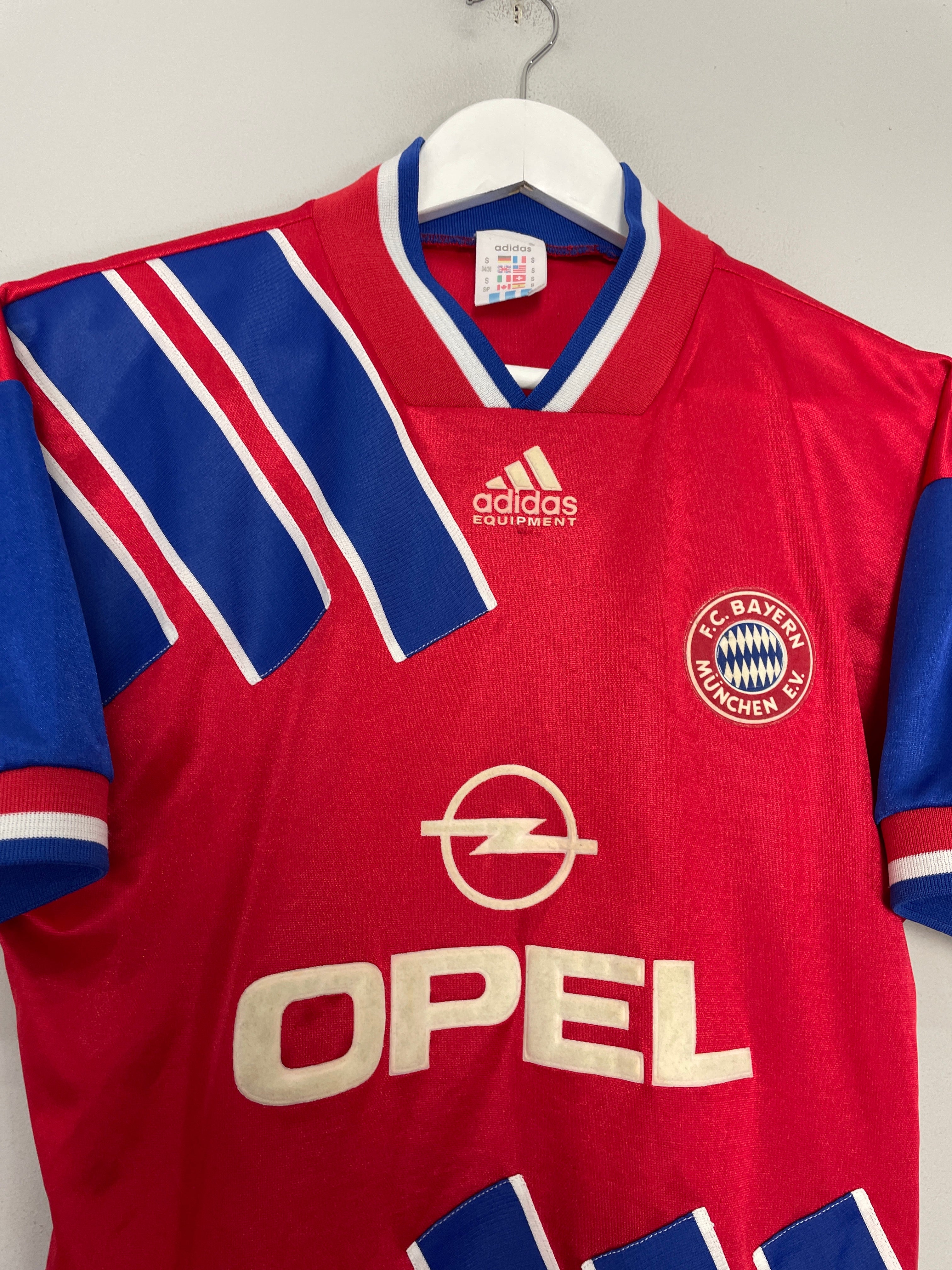 Shop 1993/95 BAYERN MUNICH HOME SHIRT (S) ADIDAS, classic football shirts, vintage football shirts & retro soccer jerseys at Cult Kits