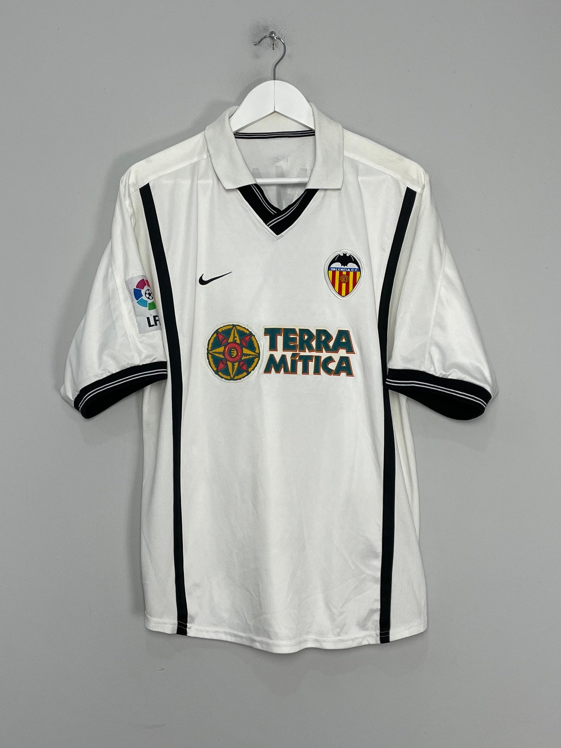 Shop 2000/01 VALENCIA AIMAR #22 HOME SHIRT (L) NIKE, classic football shirts, vintage football shirts & retro soccer jerseys at Cult Kits