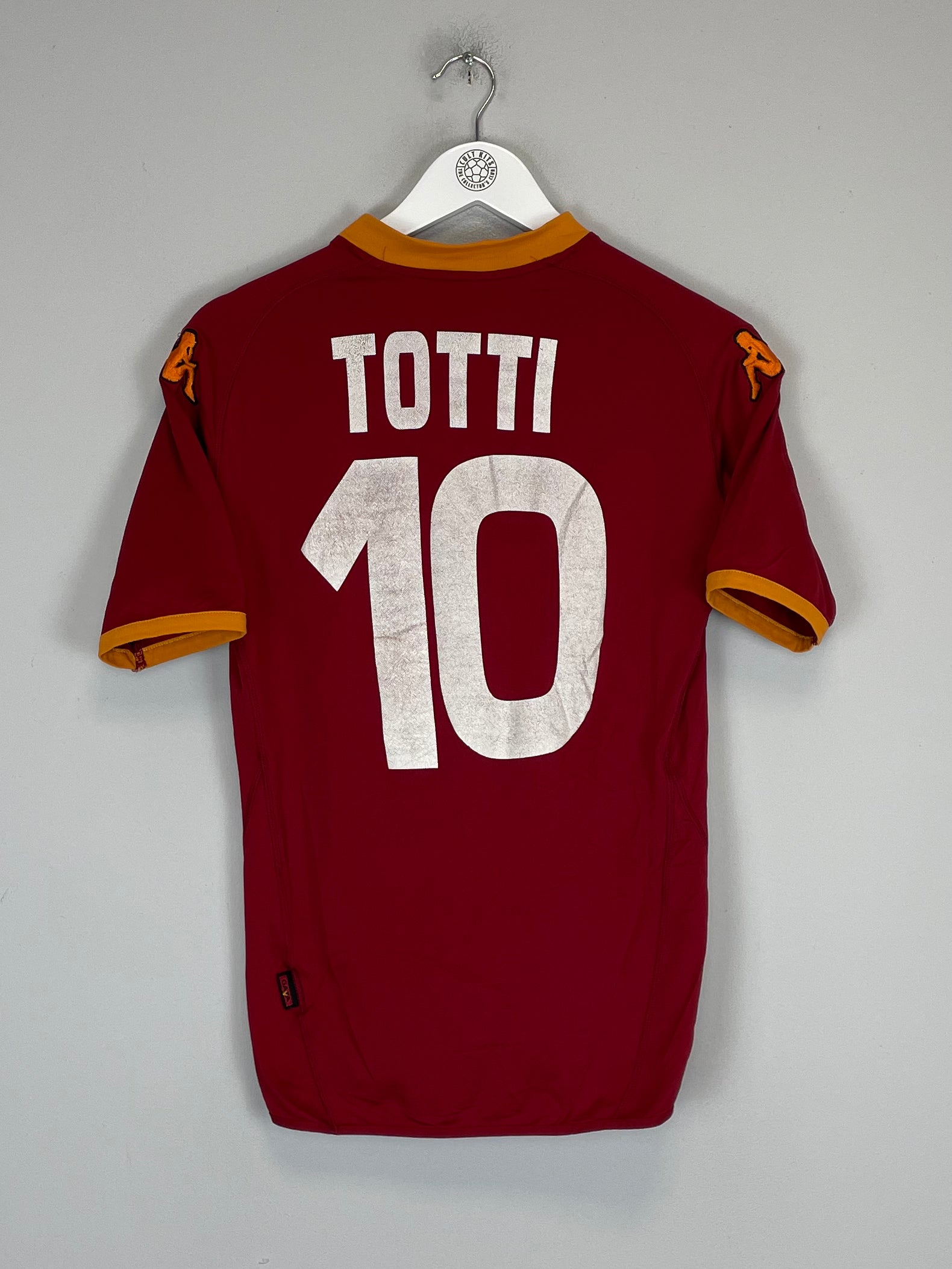 Shop 2007/08 ROMA TOTTI #10 HOME SHIRT (M) KAPPA, classic football shirts, vintage football shirts & retro soccer jerseys at Cult Kits