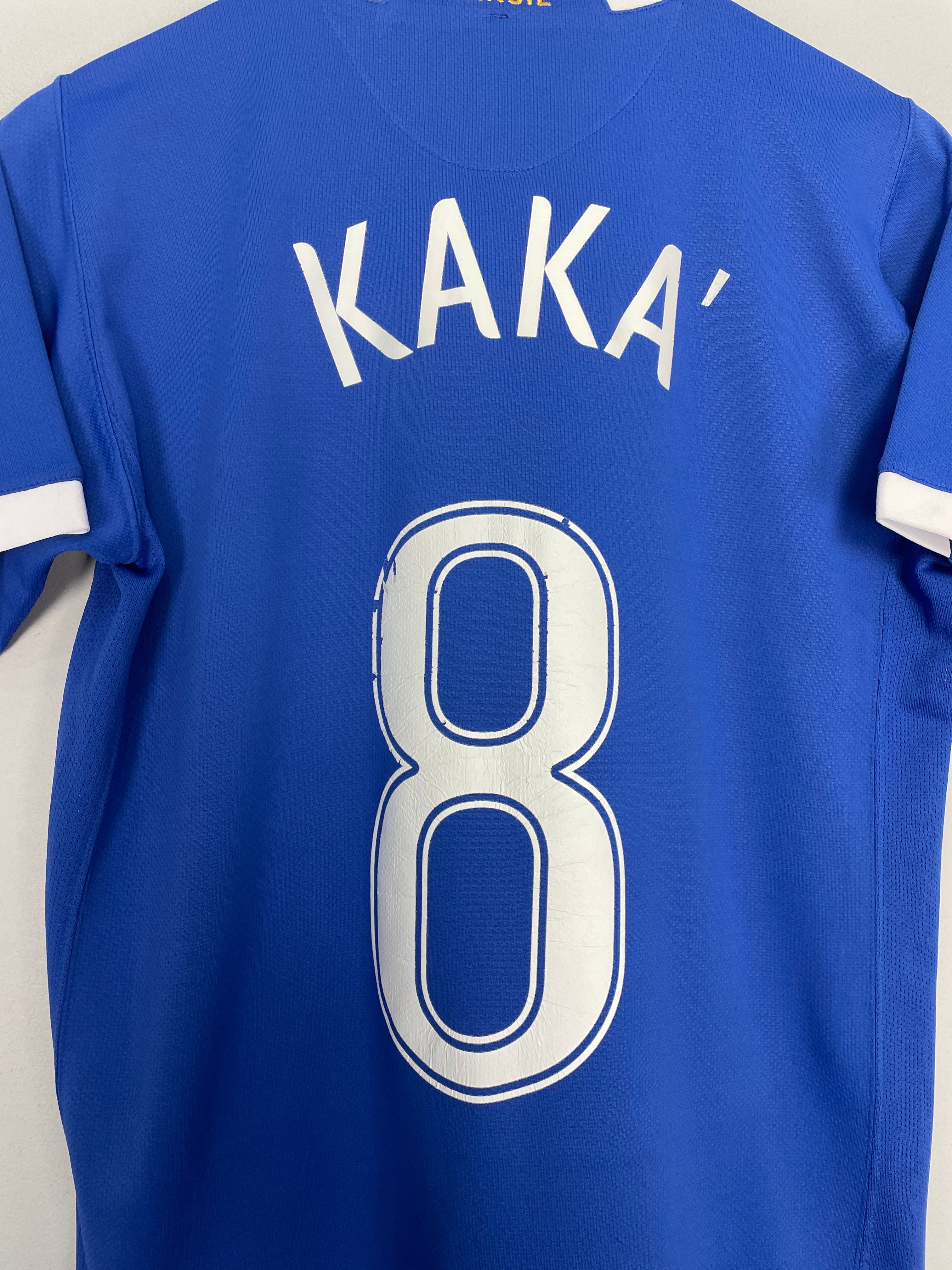 Shop 2006/07 BRAZIL KAKA #8 AWAY SHIRT (S) NIKE, classic football shirts, vintage football shirts & retro soccer jerseys at Cult Kits