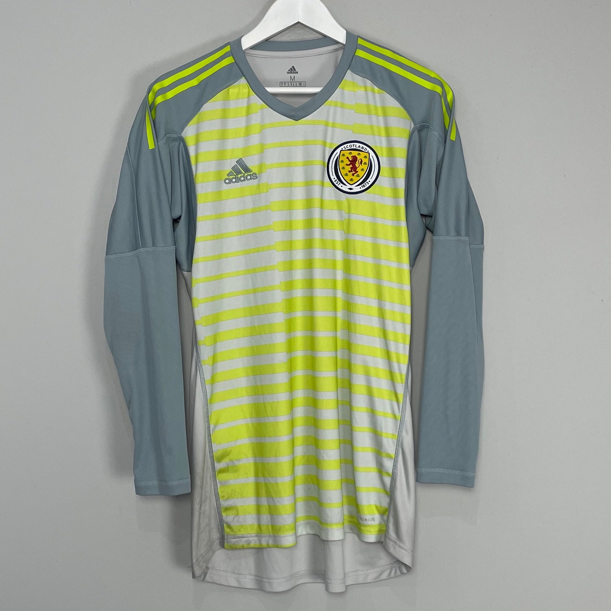 Shop 2018/19 SCOTLAND GK SHIRT (M) ADIDAS, classic football shirts, vintage football shirts & retro soccer jerseys at Cult Kits