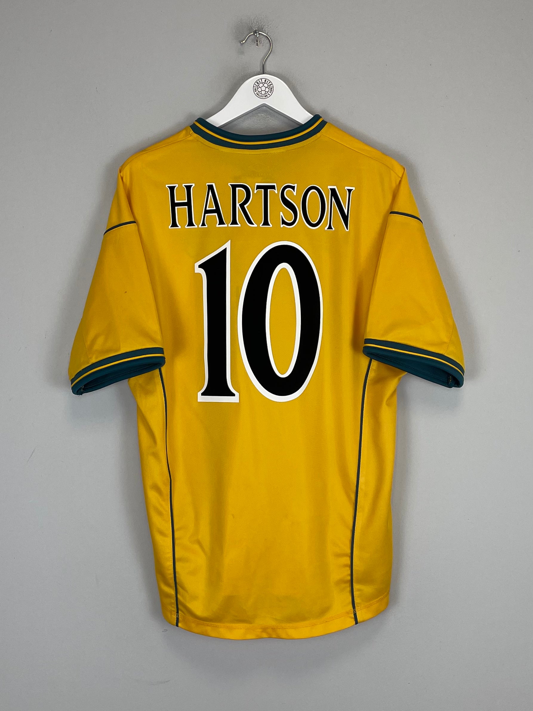 Shop 2000/02 CELTIC HARTSON #10 AWAY SHIRT (L) UMBRO, classic football shirts, vintage football shirts & retro soccer jerseys at Cult Kits