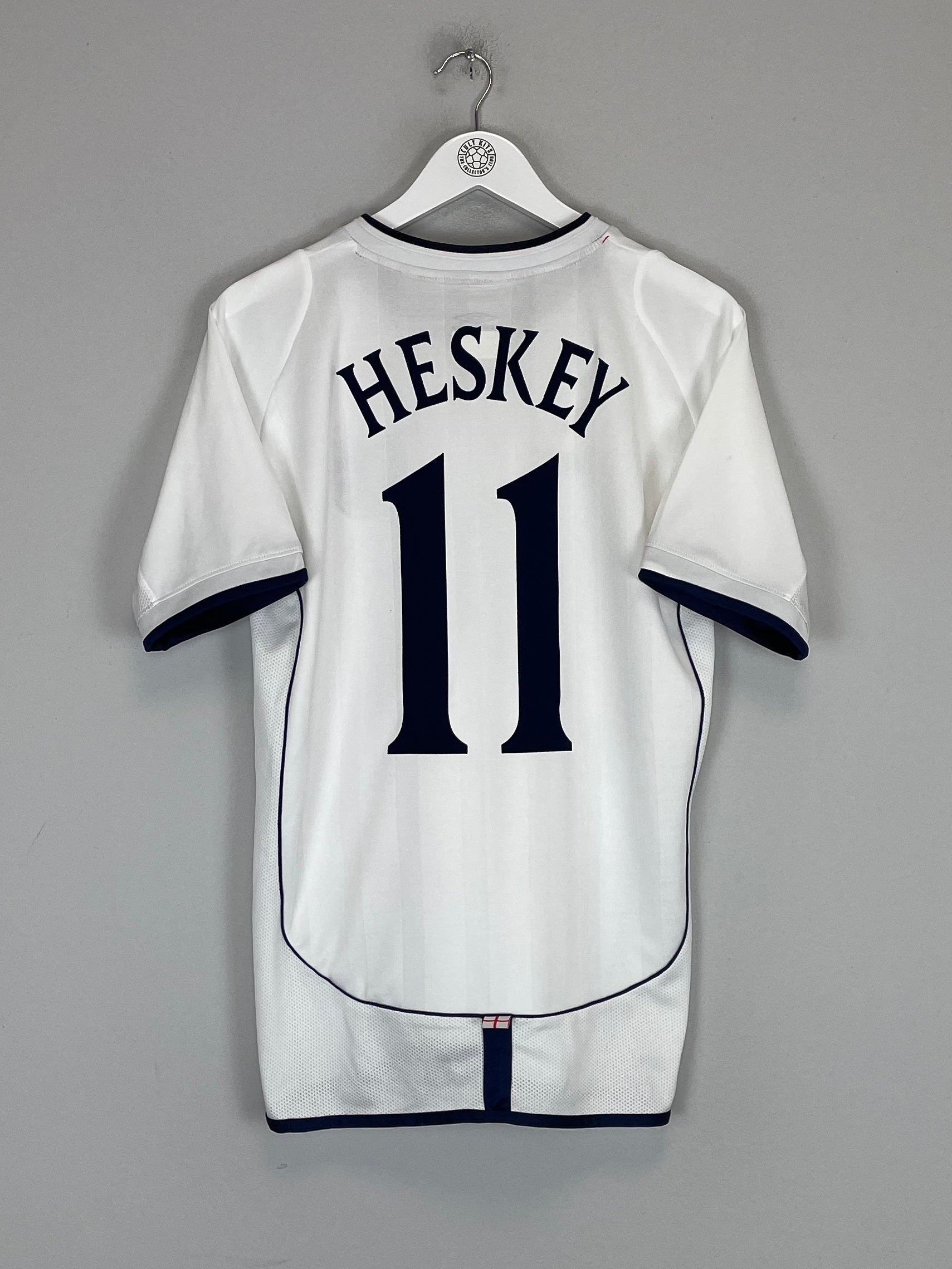 Shop 2001/03 ENGLAND HESKEY #11 HOME SHIRT (M) UMBRO, classic football shirts, vintage football shirts & retro soccer jerseys at Cult Kits