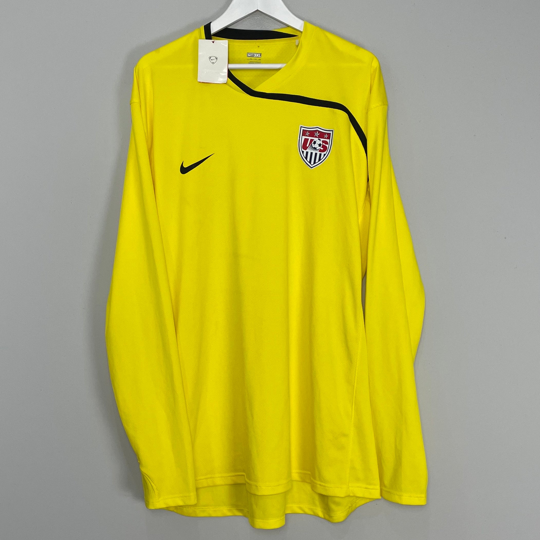 Shop 2008/09 USA *PLAYER ISSUE* BNWT GK SHIRT (XXXL) NIKE, classic football shirts, vintage football shirts & retro soccer jerseys at Cult Kits