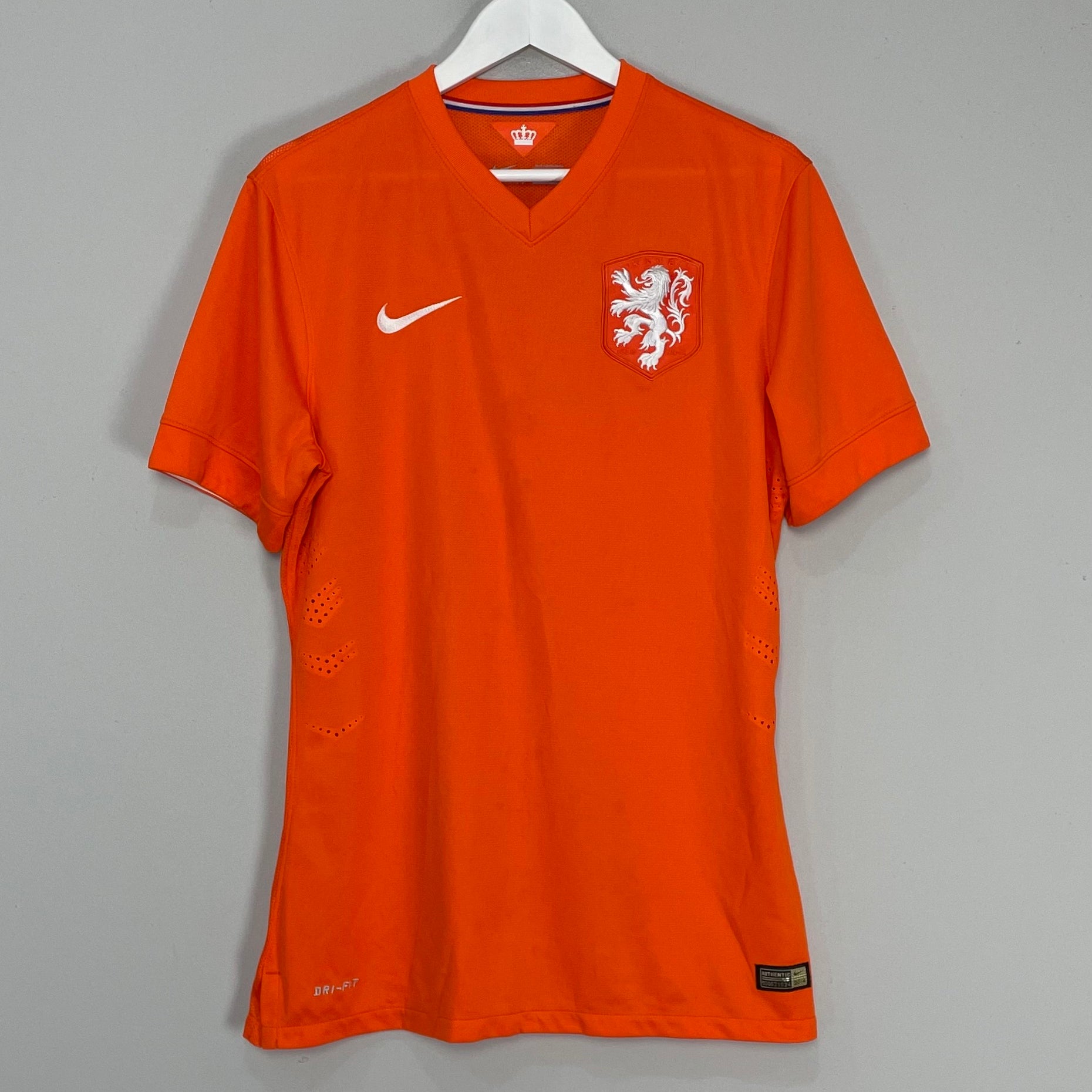 Shop 2014/15 NETHERLANDS *PLAYER ISSUE* HOME SHIRT (L) NIKE, classic football shirts, vintage football shirts & retro soccer jerseys at Cult Kits