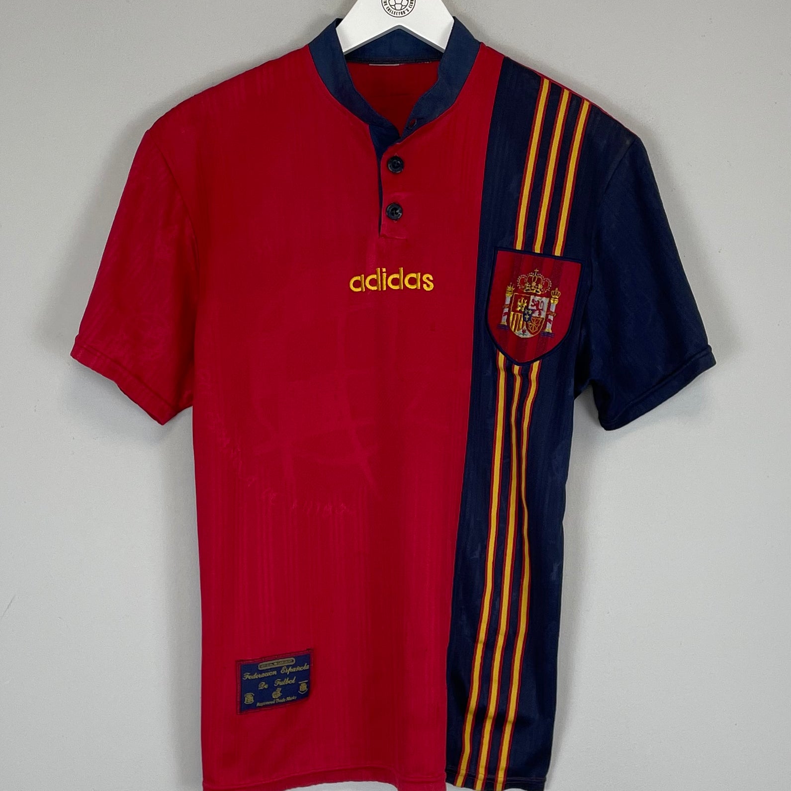 Shop 1996/98 SPAIN HOME SHIRT (S) ADIDAS, classic football shirts, vintage football shirts & retro soccer jerseys at Cult Kits
