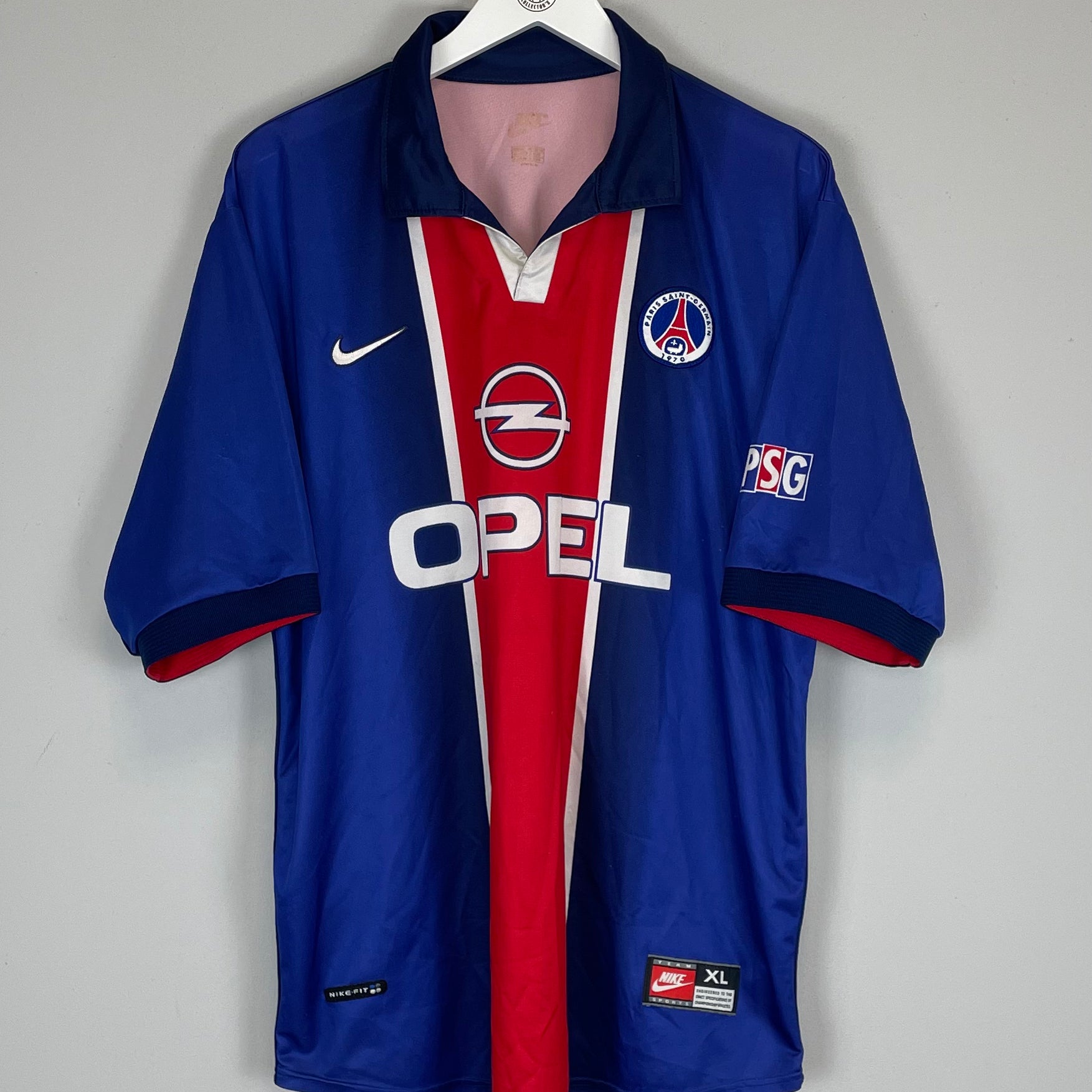 Shop 1998/99 PSG HOME SHIRT (XL) NIKE, classic football shirts, vintage football shirts & retro soccer jerseys at Cult Kits