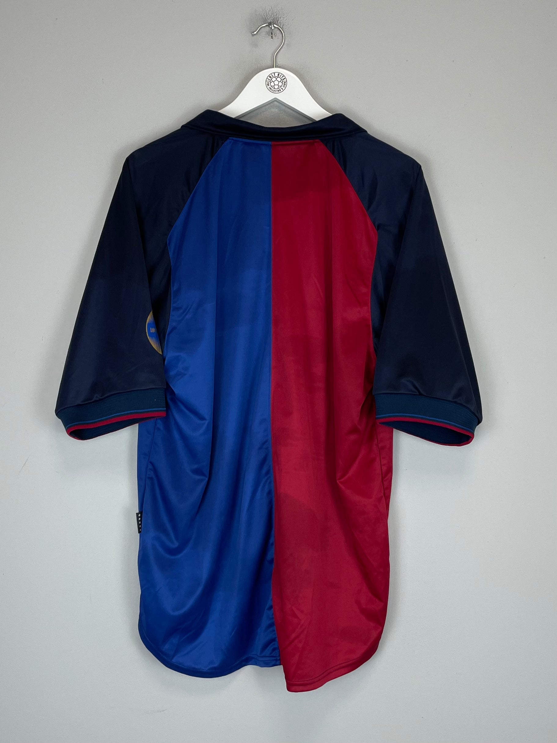 Shop 1999/00 BARCELONA *CENTENARY* HOME SHIRT (XL) NIKE, classic football shirts, vintage football shirts & retro soccer jerseys at Cult Kits