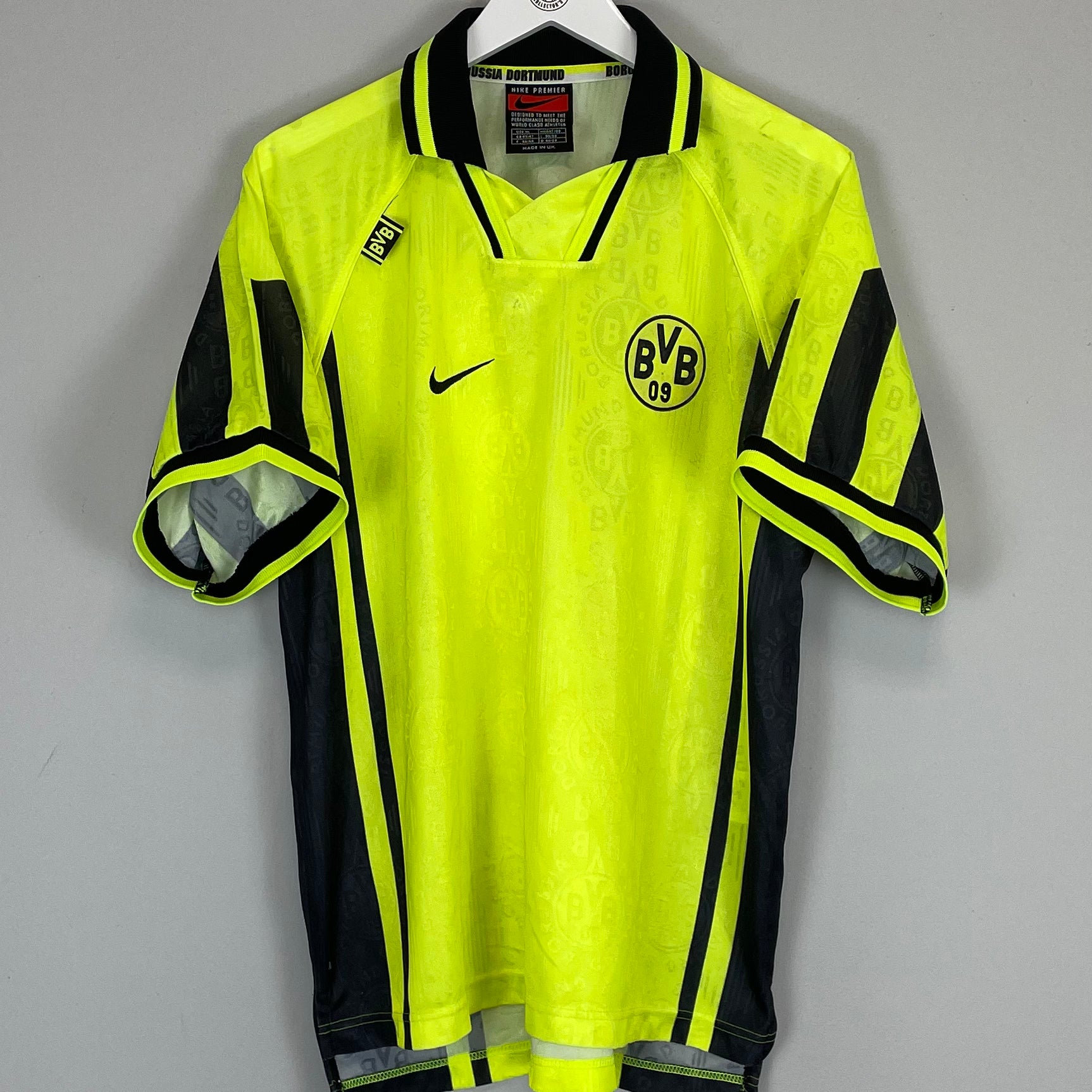 Shop 1996/97 DORTMUND HOME SHIRT (XL) NIKE, classic football shirts, vintage football shirts & retro soccer jerseys at Cult Kits