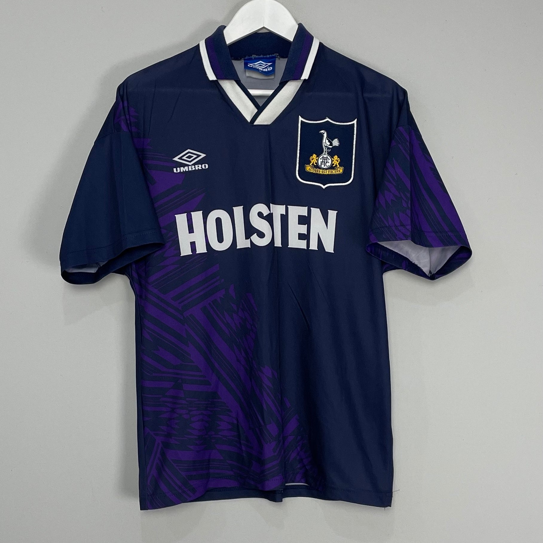 Shop 1994/95 TOTTENHAM BARMBY #7 AWAY SHIRT (M) UMBRO, classic football shirts, vintage football shirts & retro soccer jerseys at Cult Kits